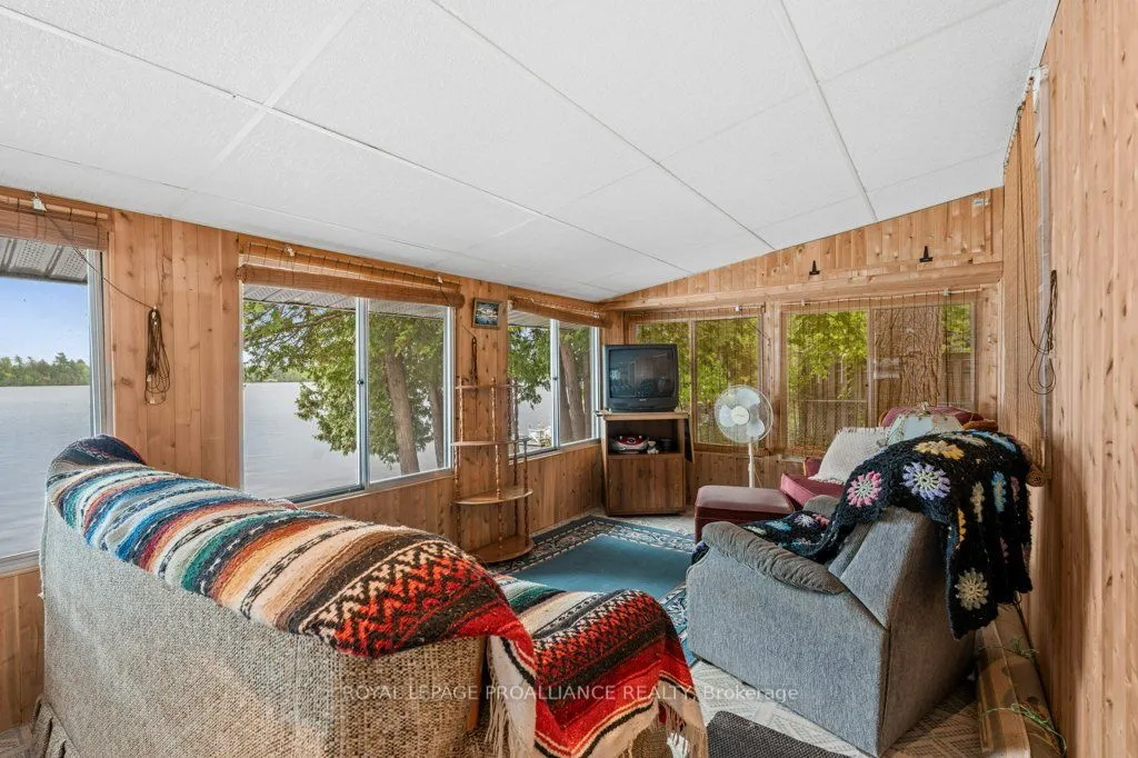 188 North Beaver Lake Road