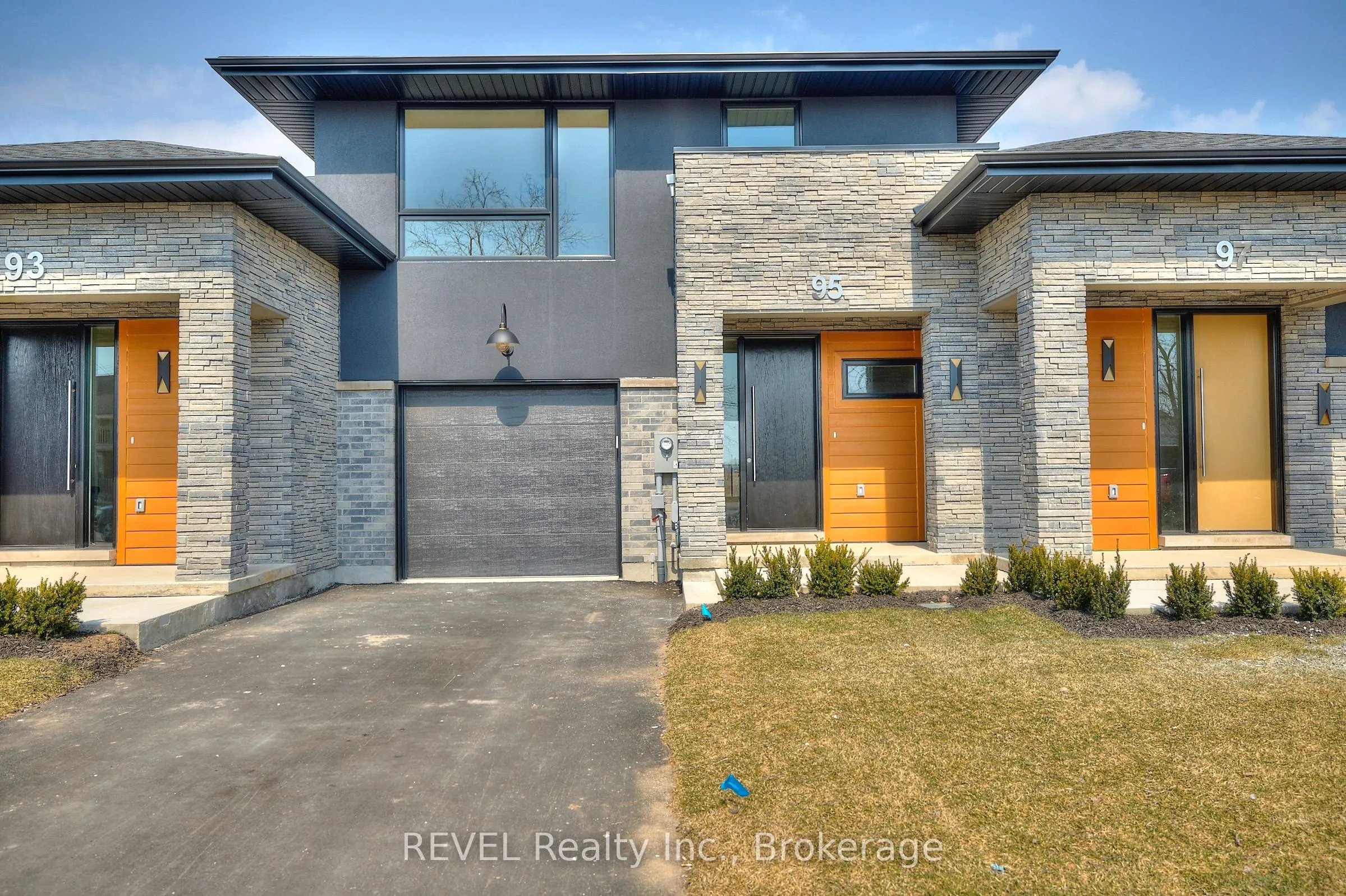 95 Port Robinson Road
