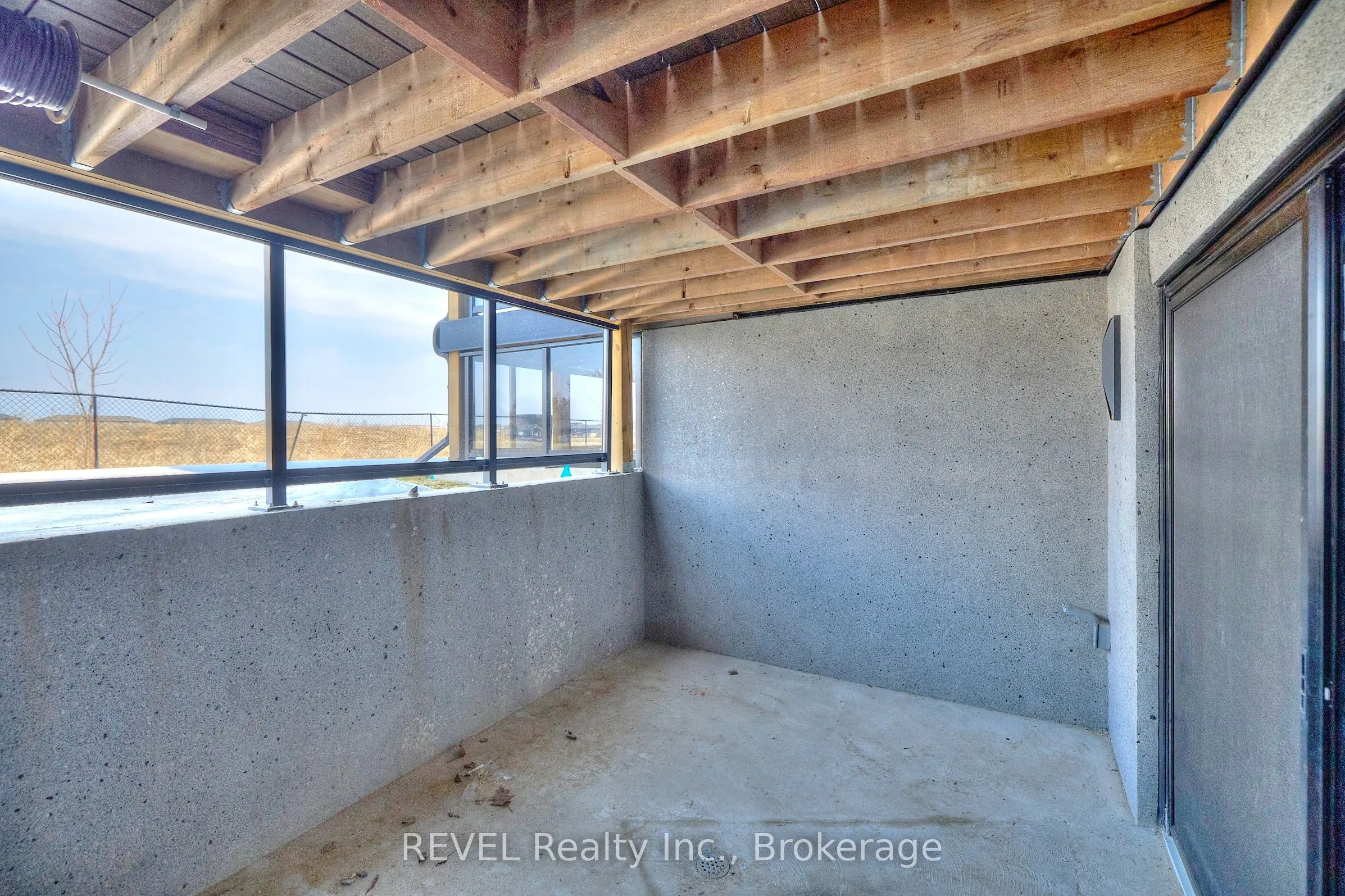 95 Port Robinson Road