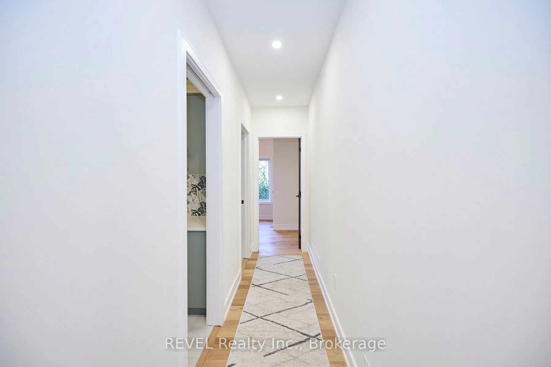87 Port Robinson Road