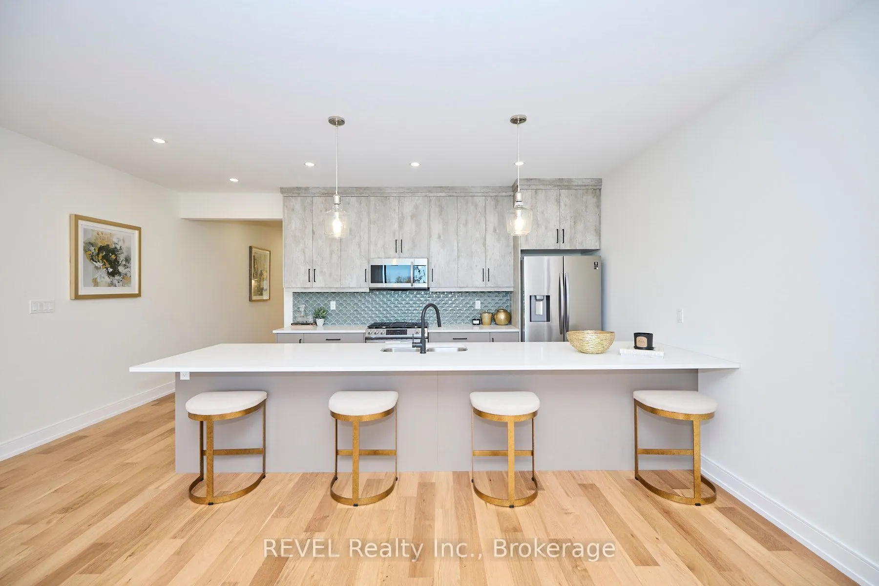 87 Port Robinson Road