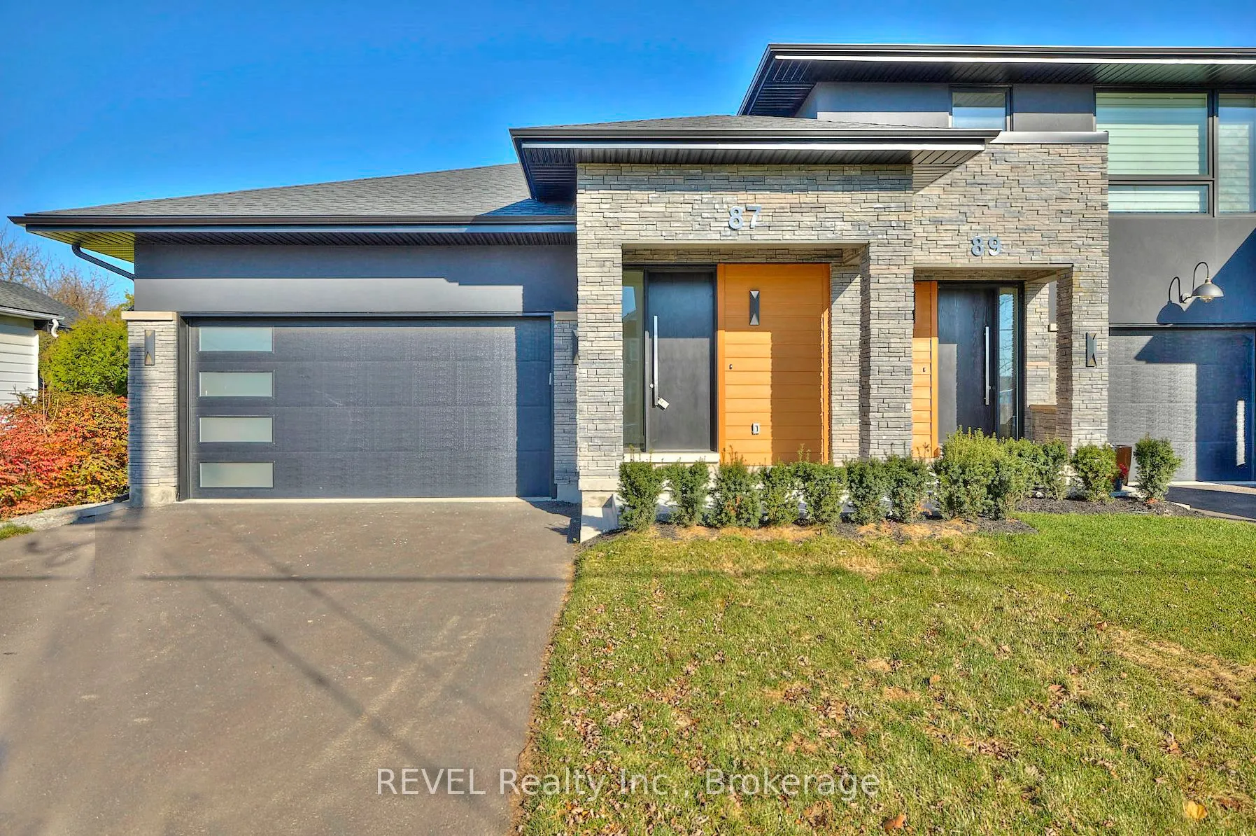 87 Port Robinson Road