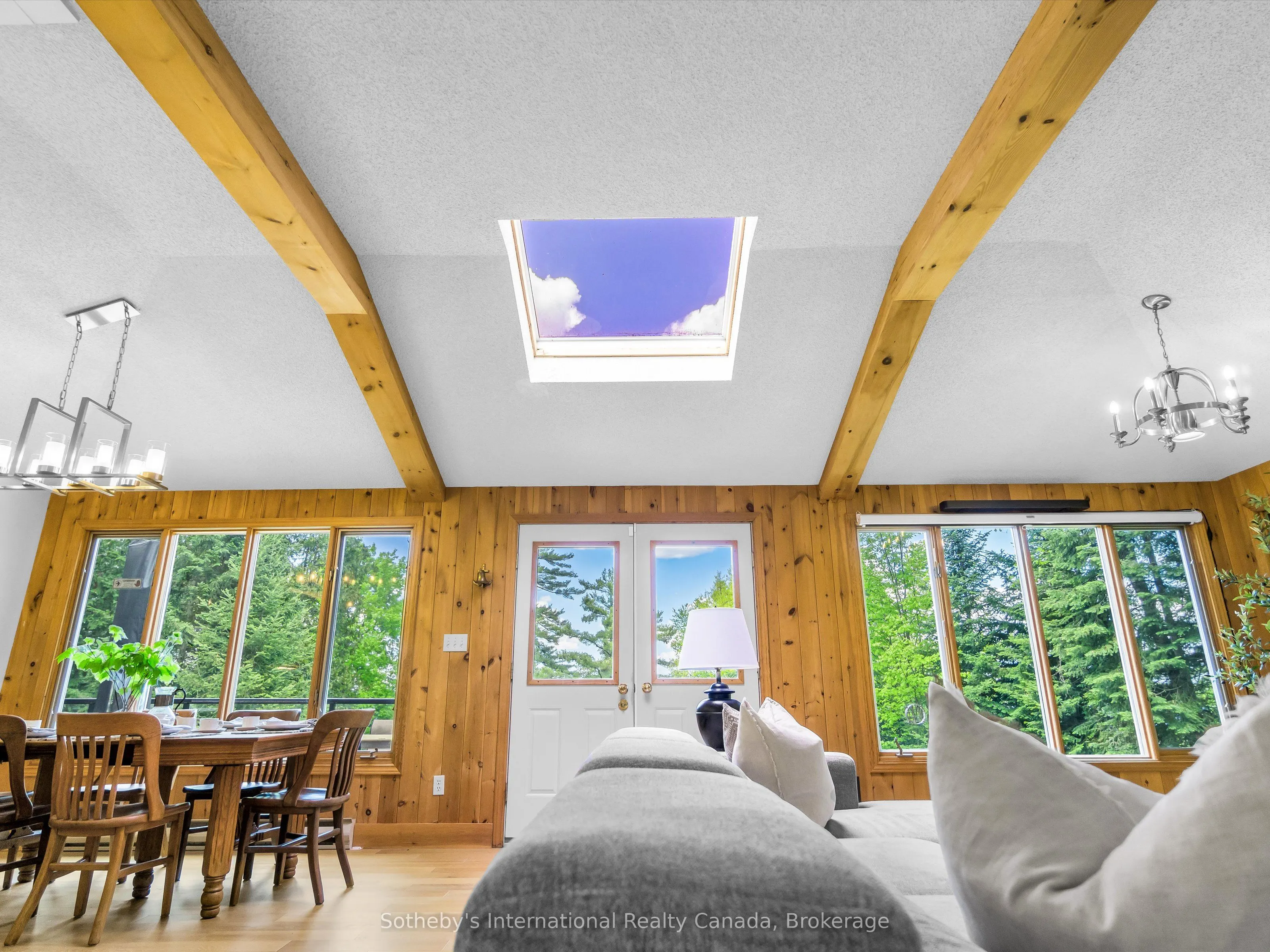 1093 Glenmount Road