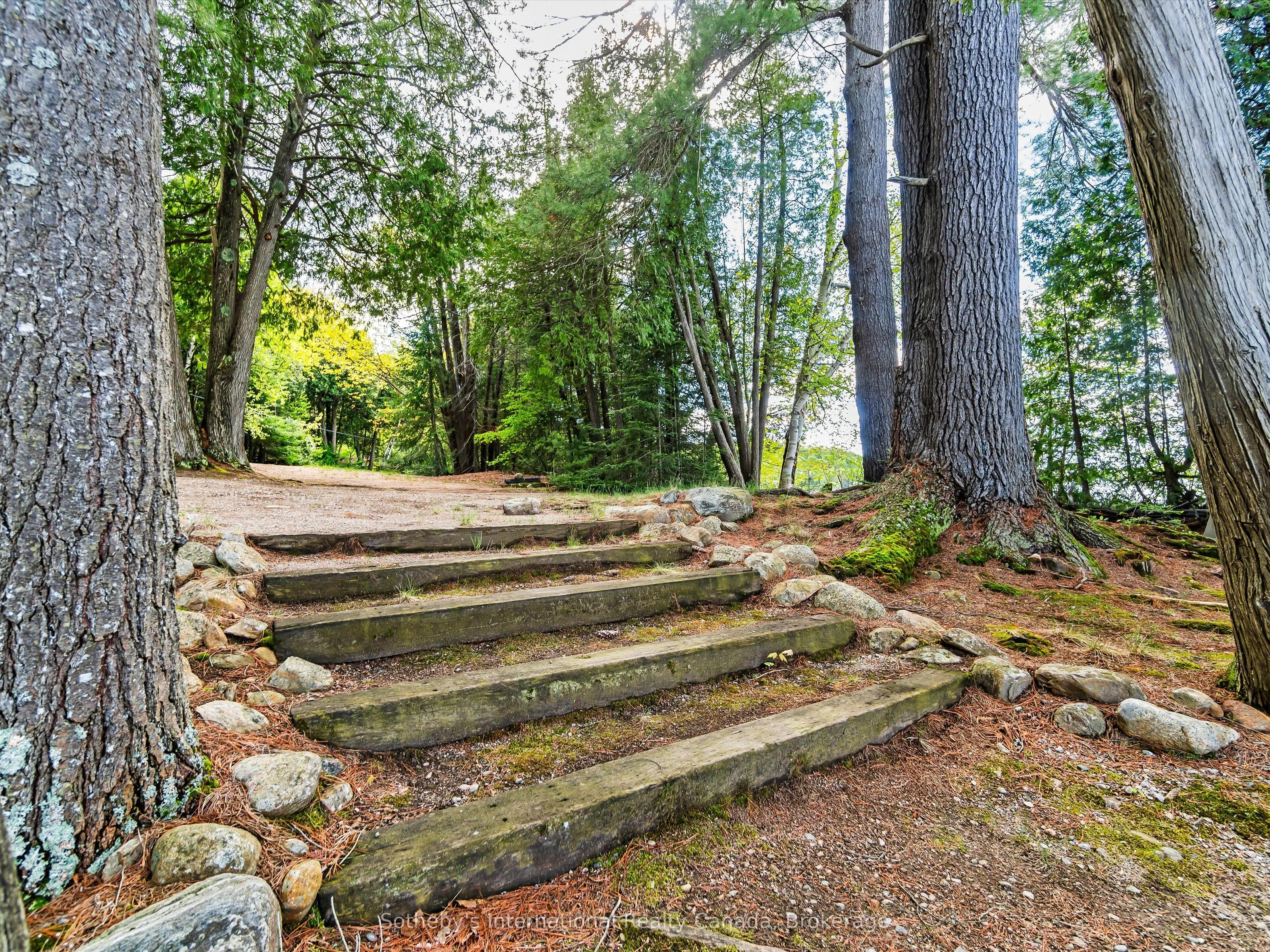 1093 Glenmount Road