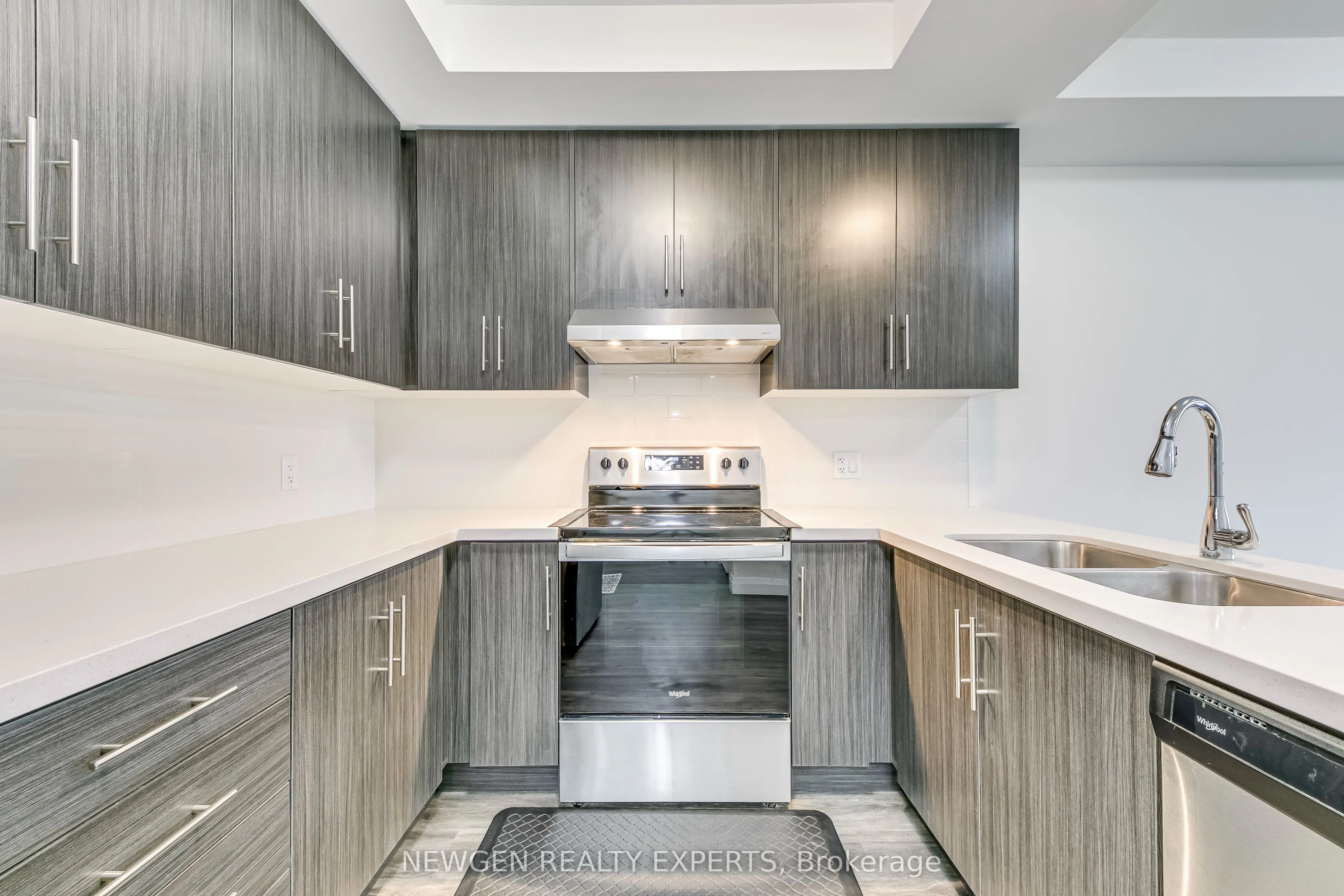 30 Hamilton Street, #302