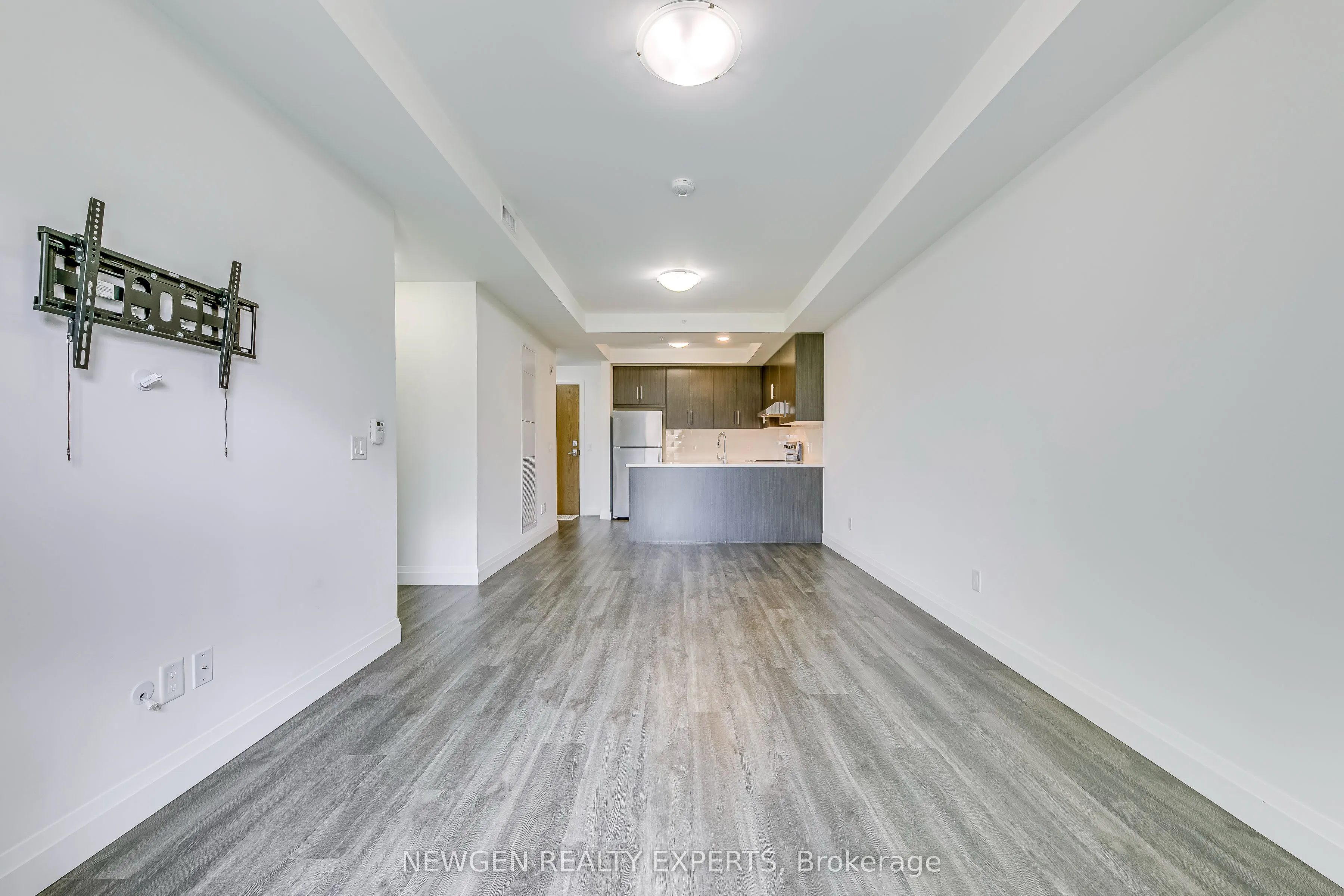 30 Hamilton Street, #302