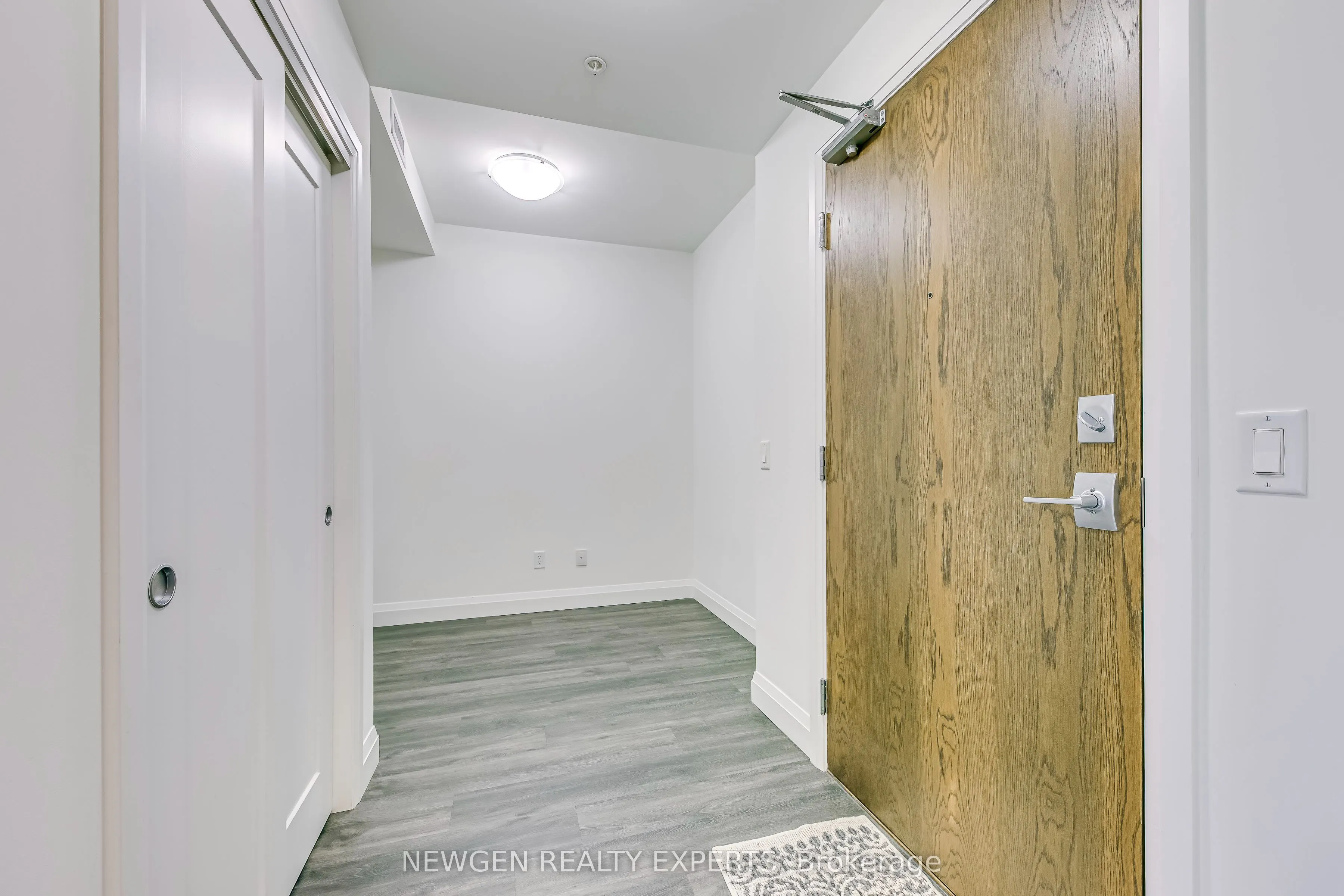 30 Hamilton Street, #302