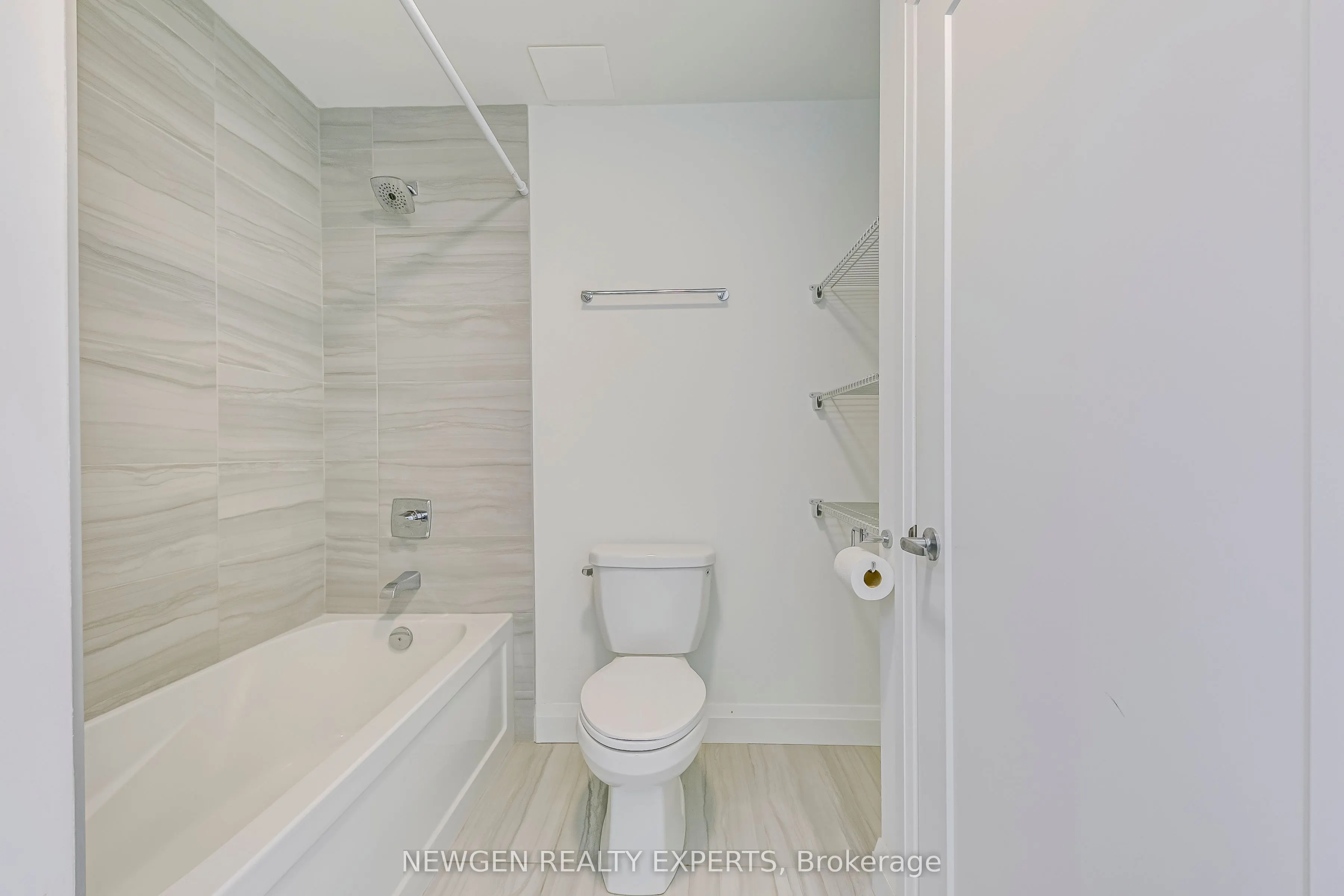 30 Hamilton Street, #302