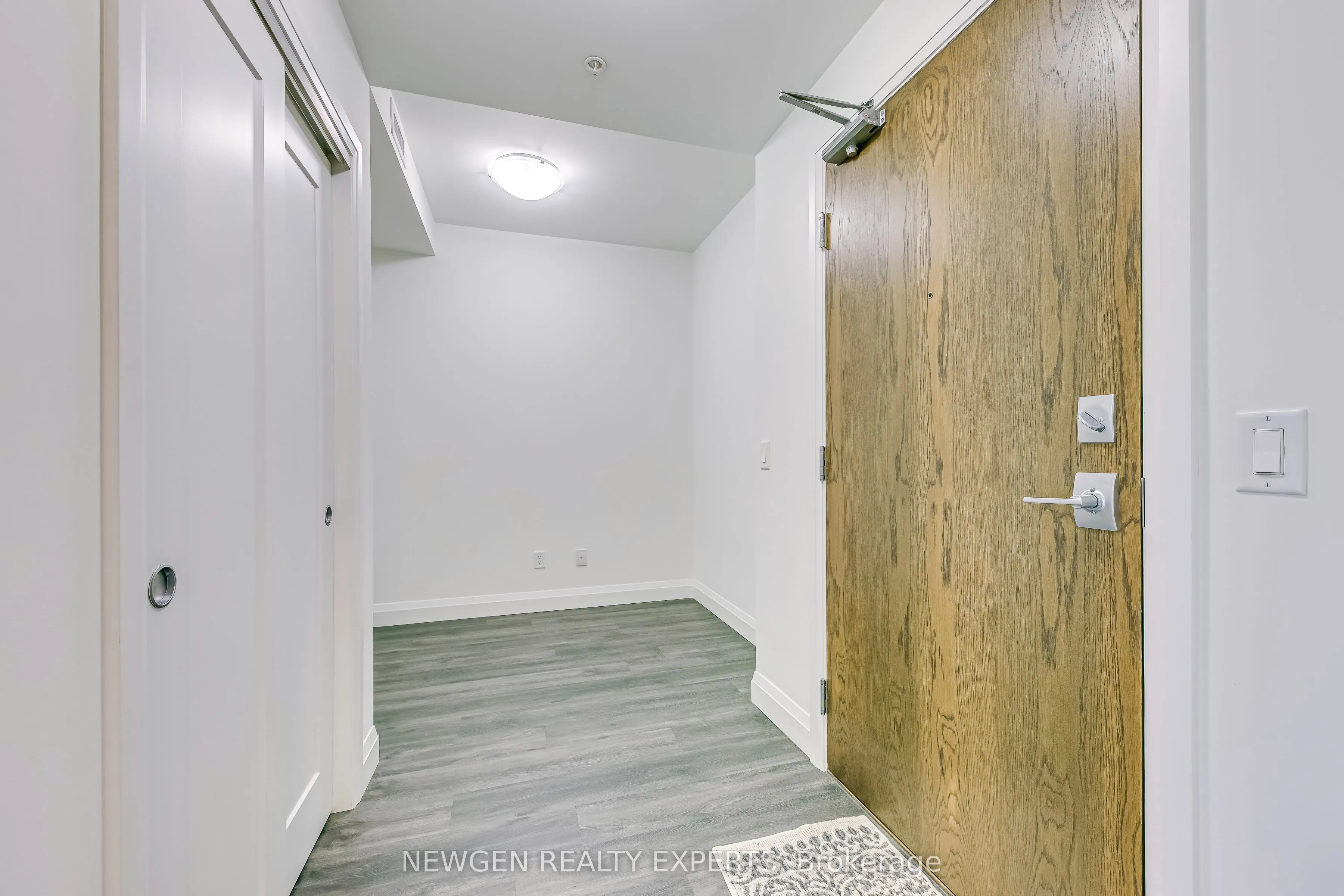 30 Hamilton Street, #302