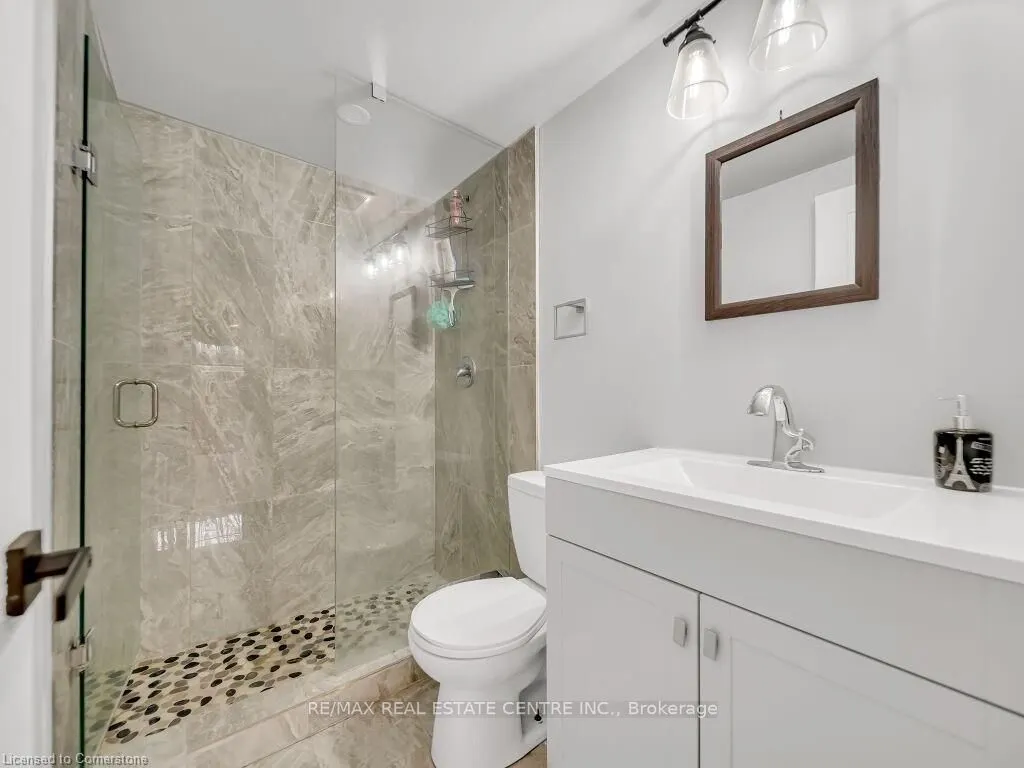 1011 TOWNLINE Road