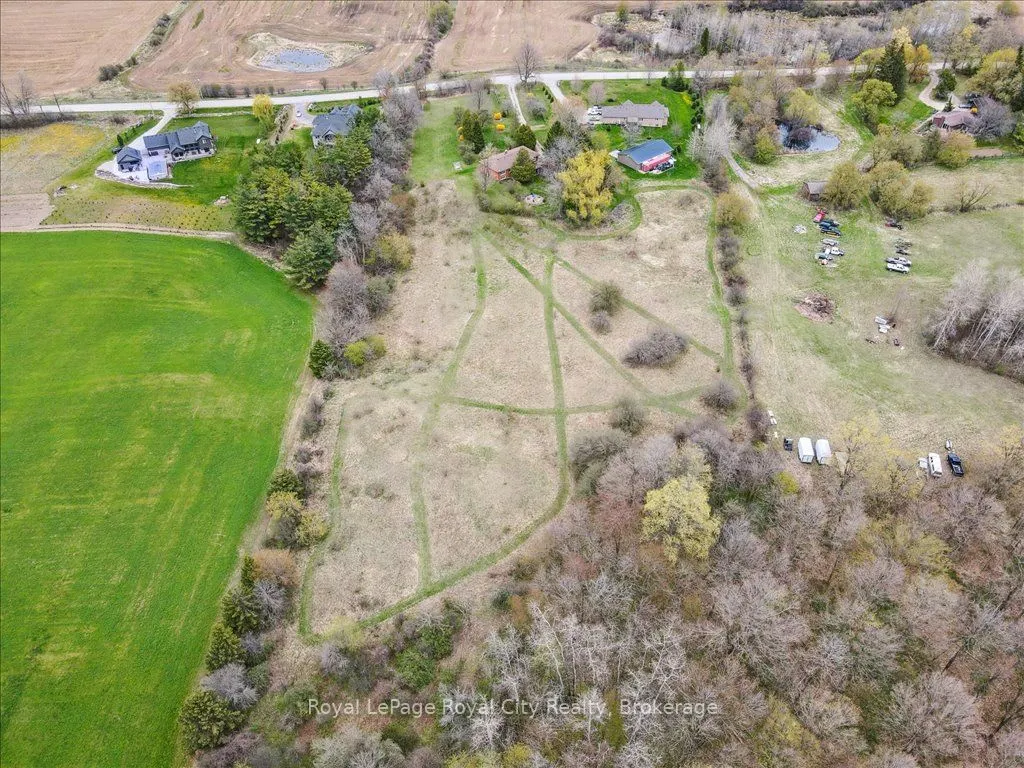 4540 20 Side Road N