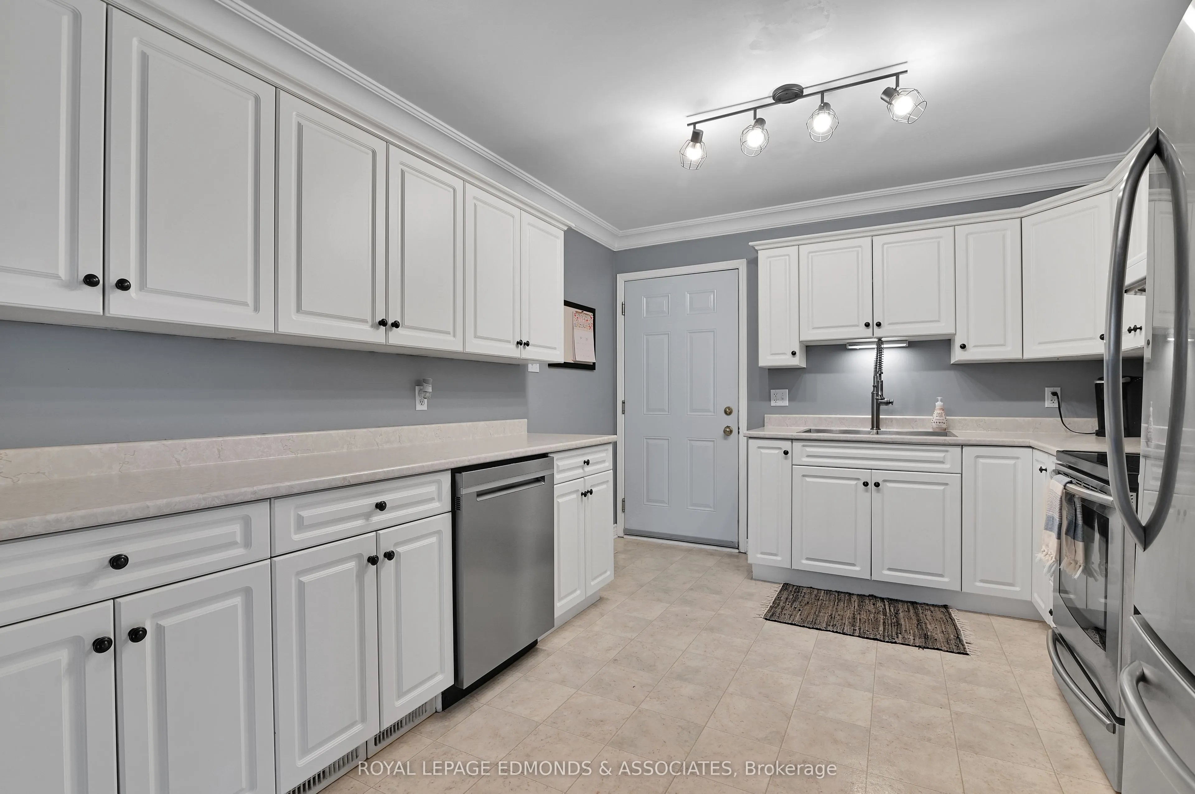 91 Haramis Drive
