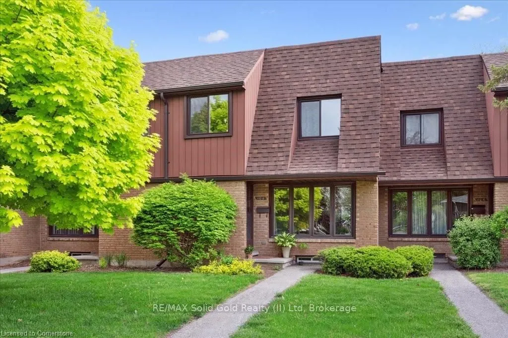 104 Kingswood Drive, #17
