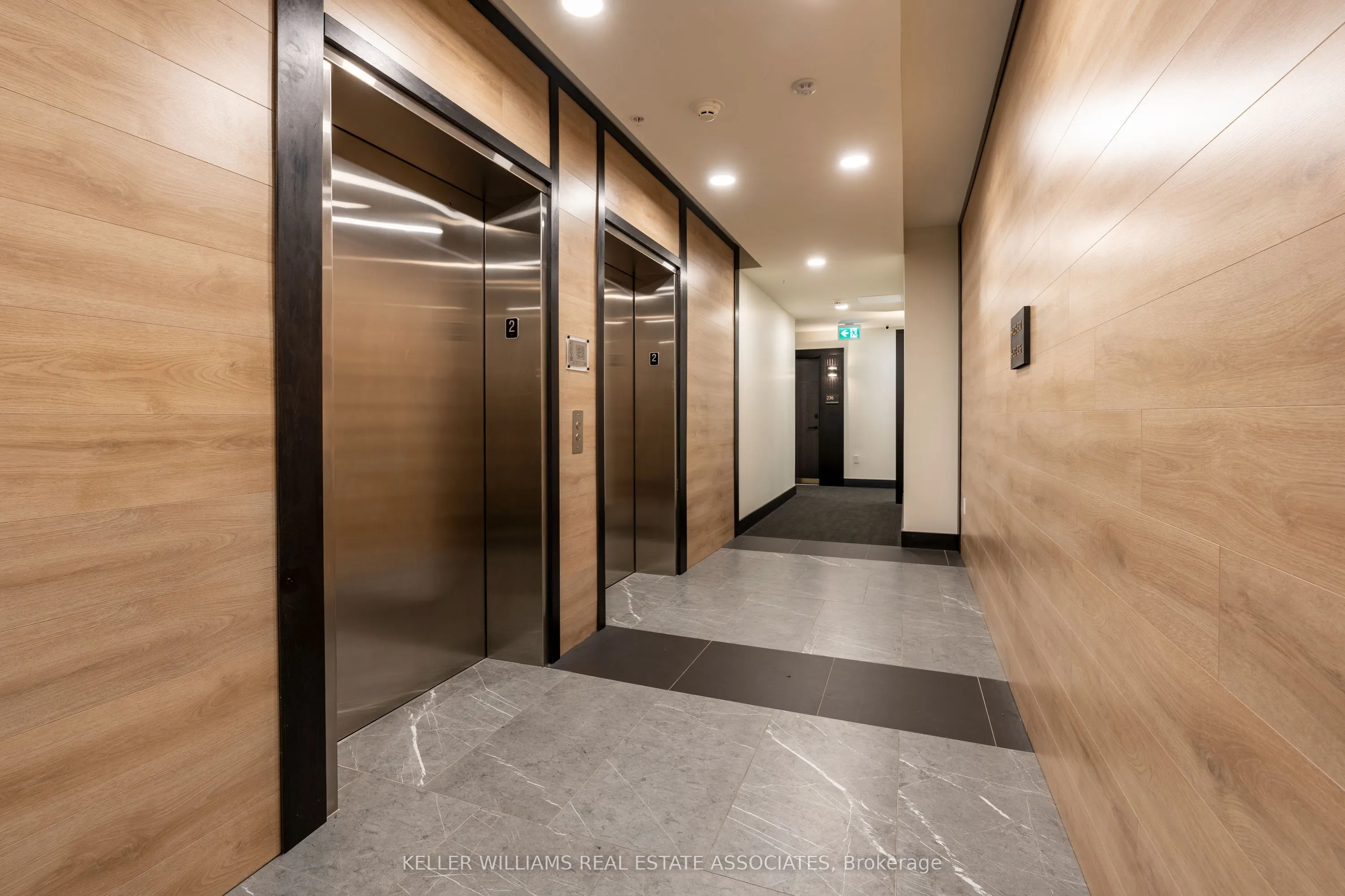 145 Columbia Street W, #514