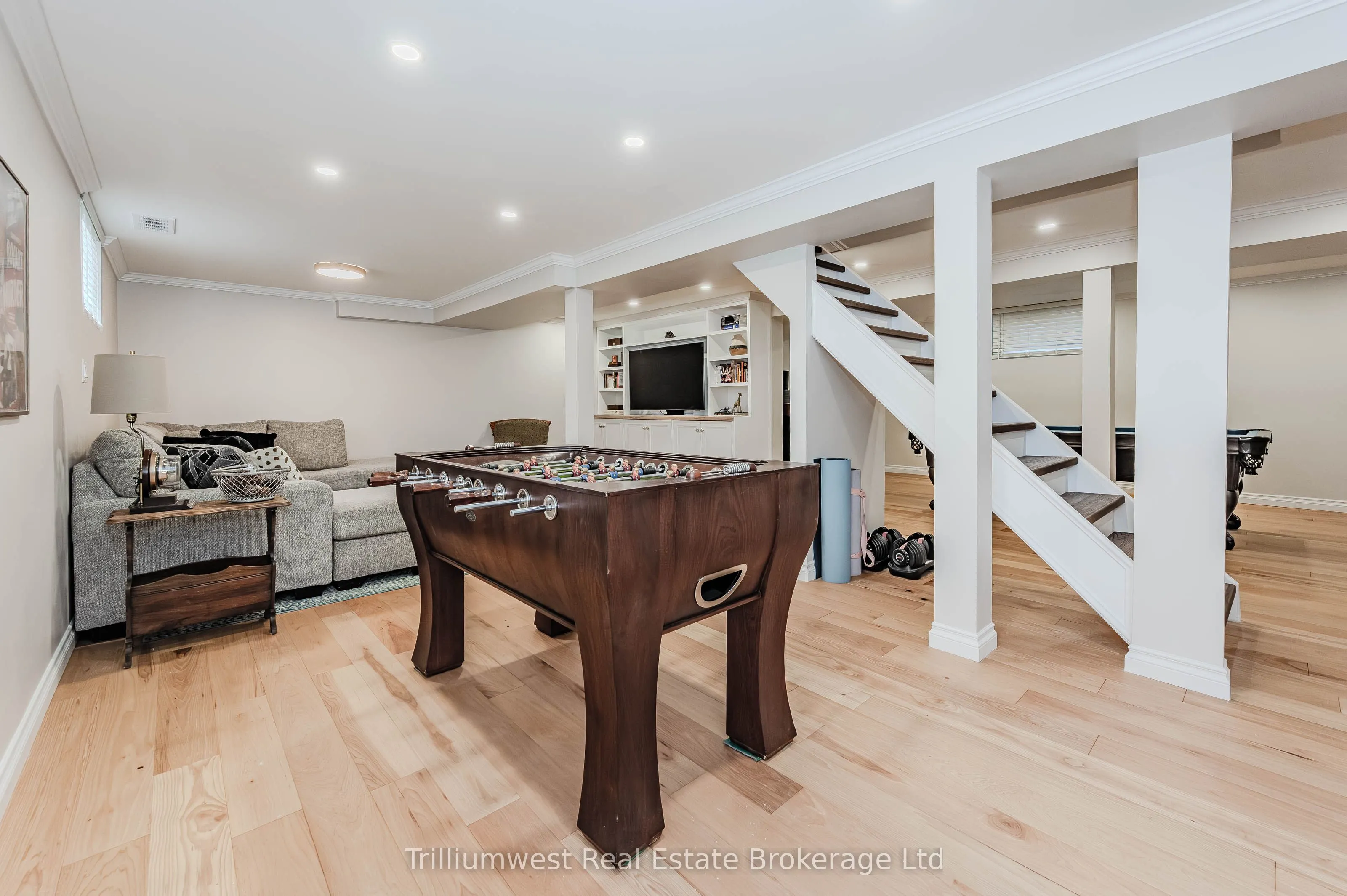 4032 Maddaugh Road