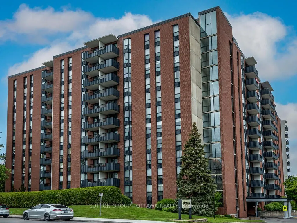 2951 Riverside Drive, #203
