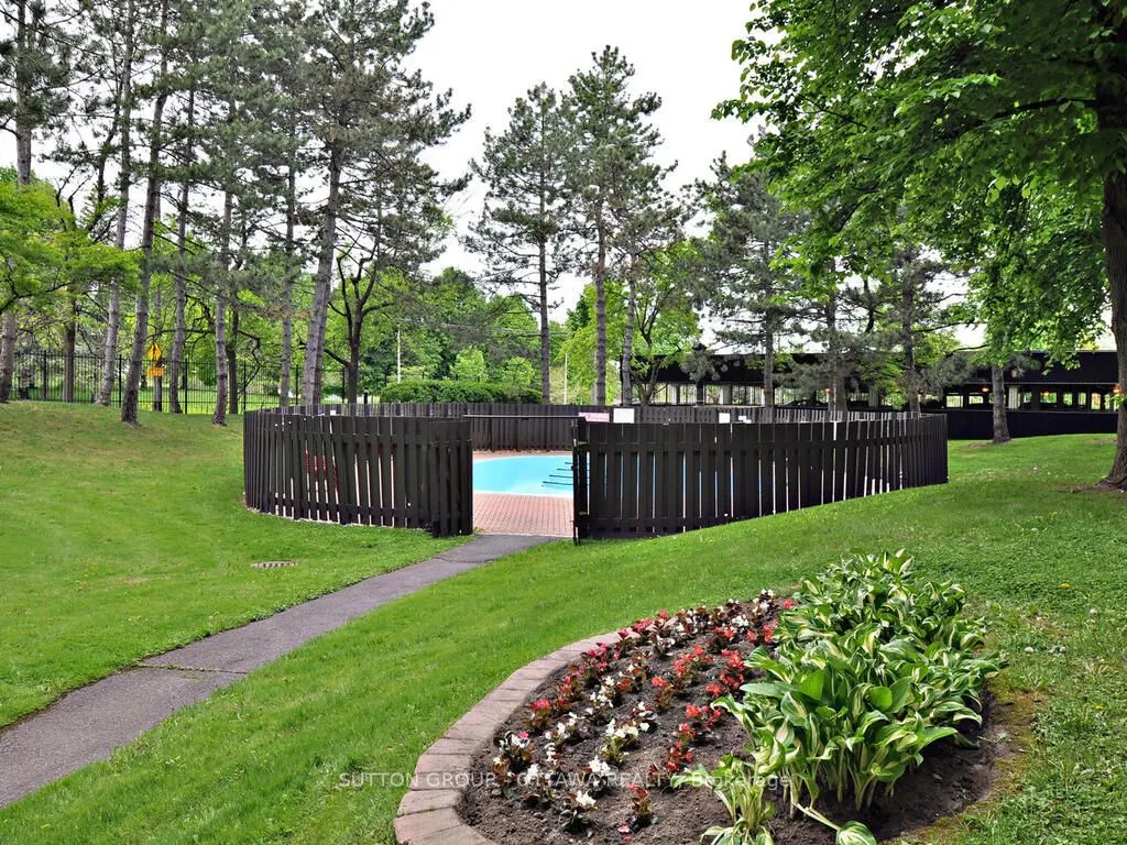 2951 Riverside Drive, #203