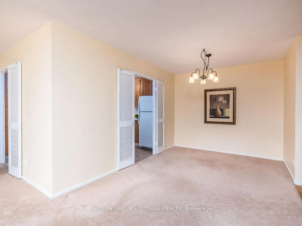 2951 Riverside Drive, #203