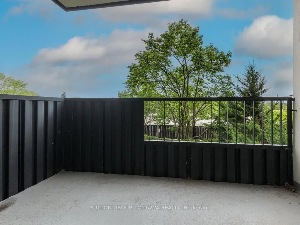 2951 Riverside Drive, #203