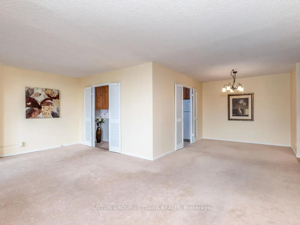 2951 Riverside Drive, #203