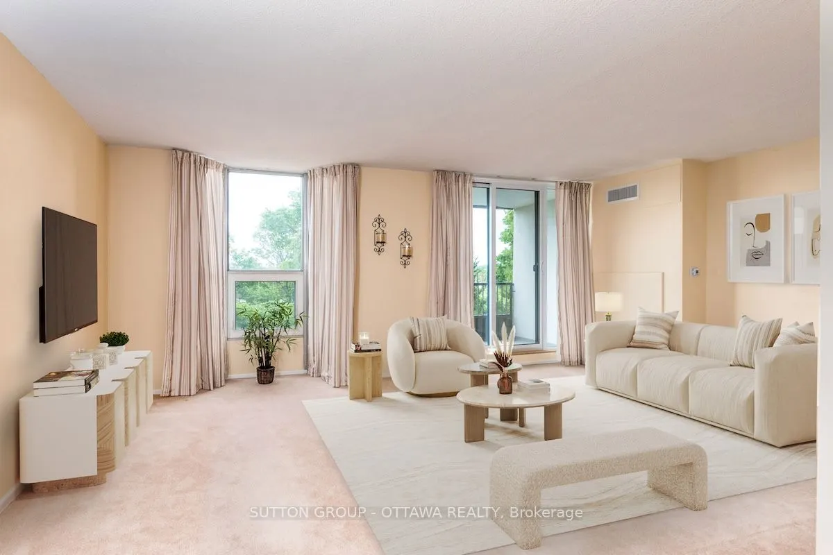 2951 Riverside Drive, #203