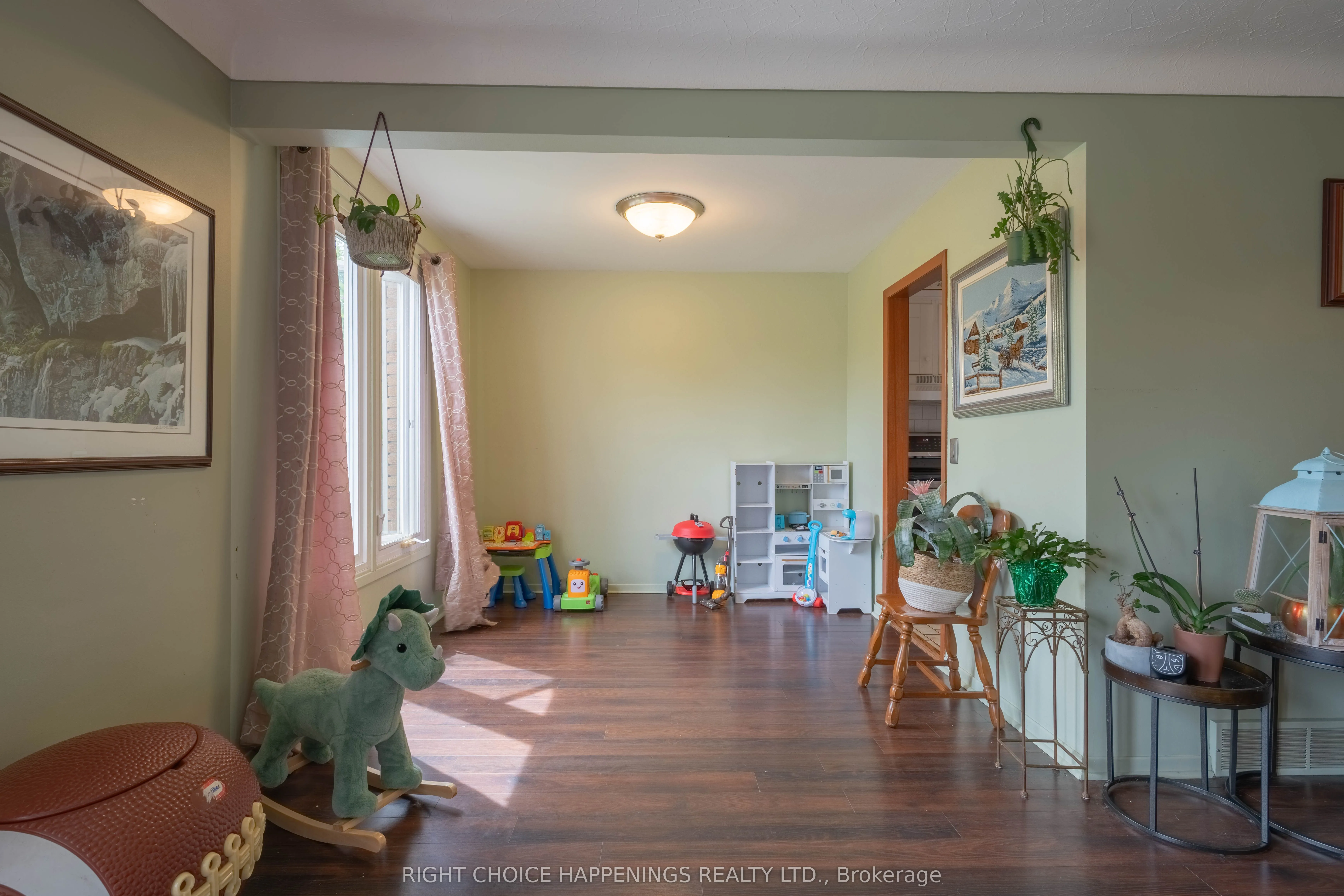 69 Elmvale Crescent