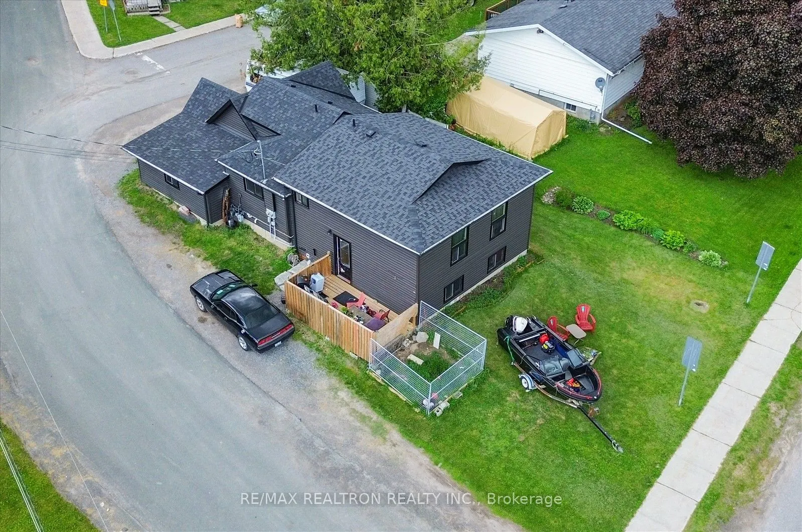 69 Maple Street