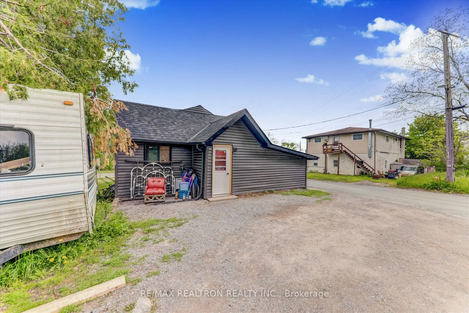 69 Maple Street