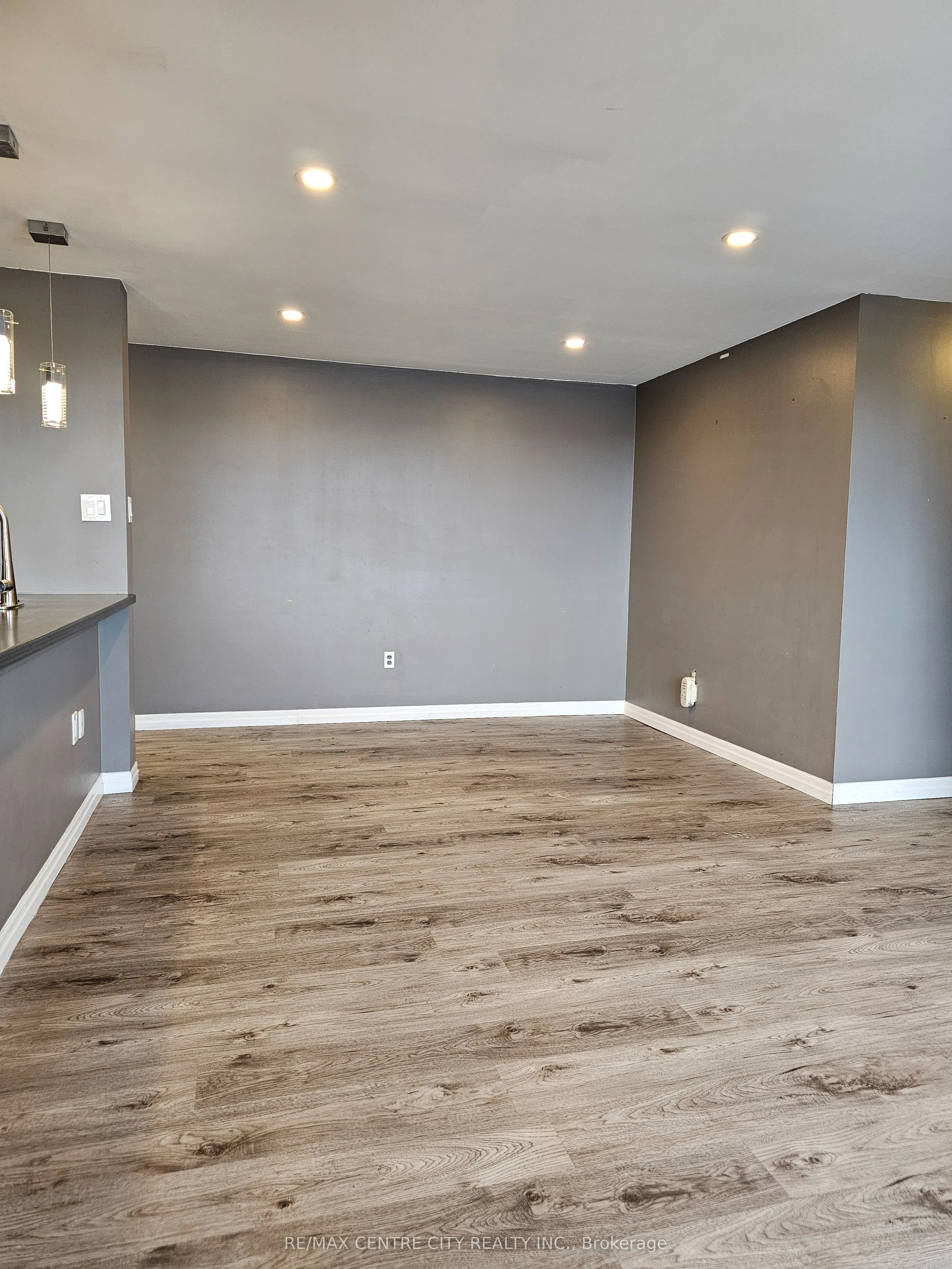 1102 Jalna Boulevard #601