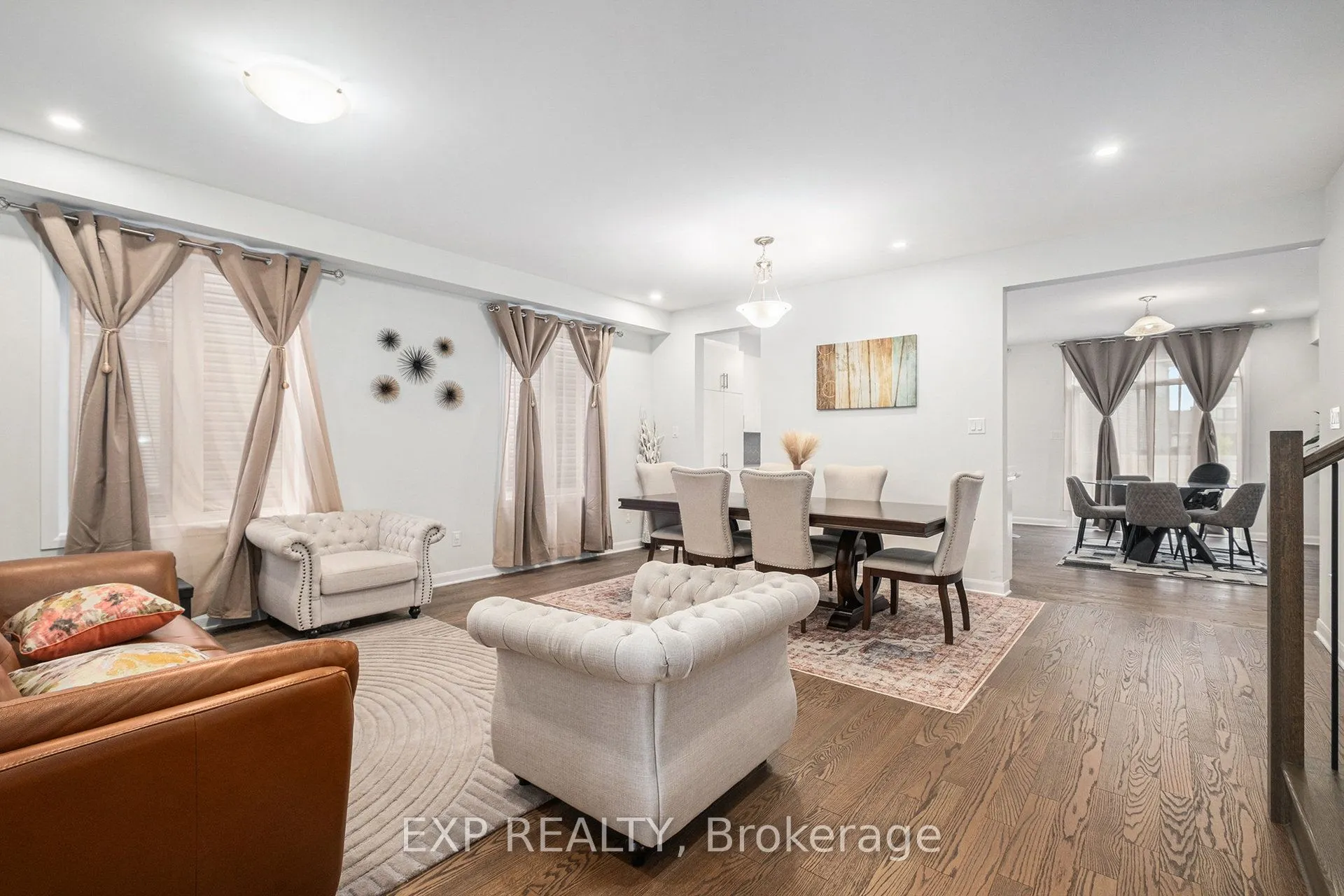 528 Anchor Circle