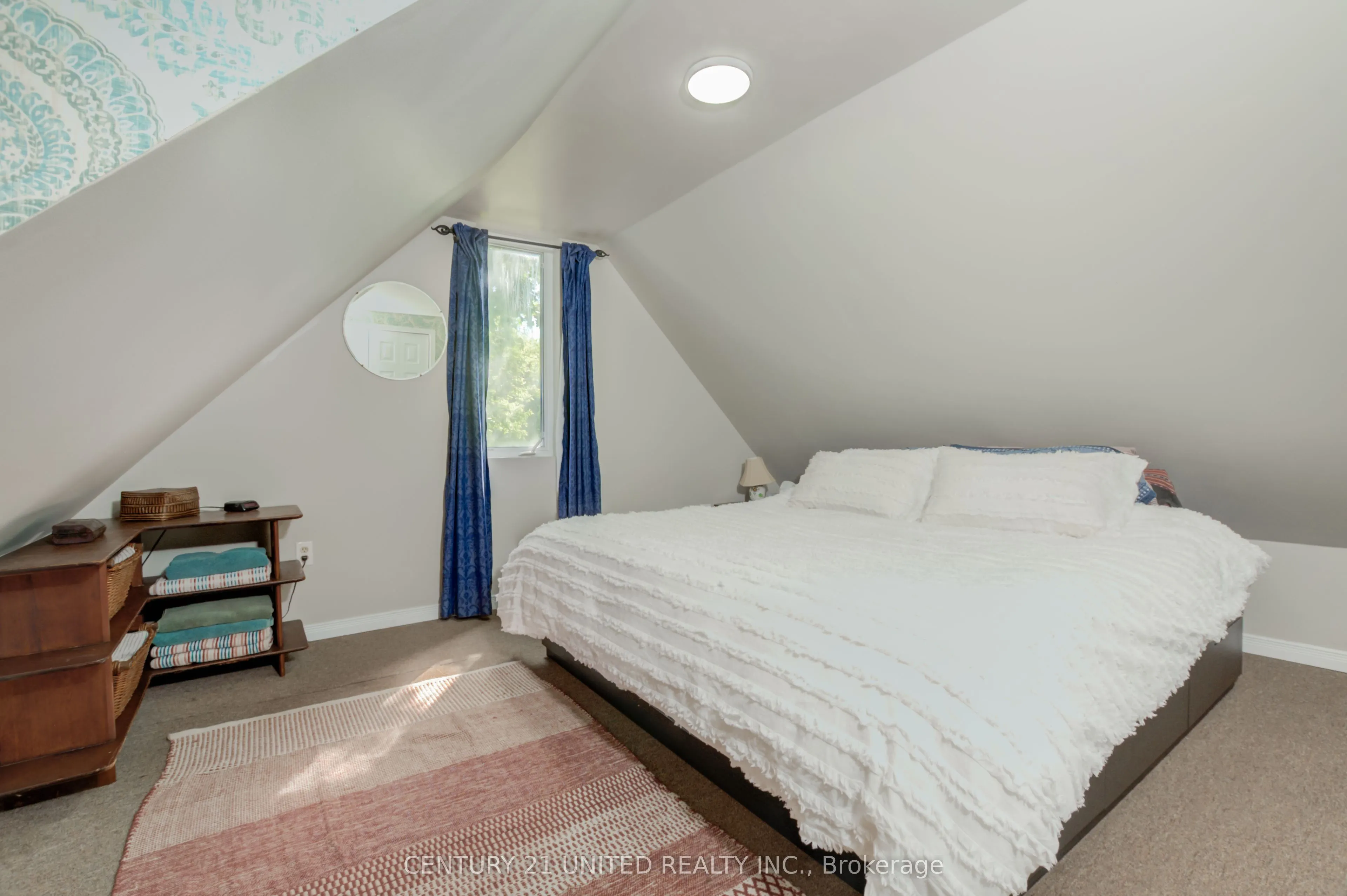 39 Raglan Street S