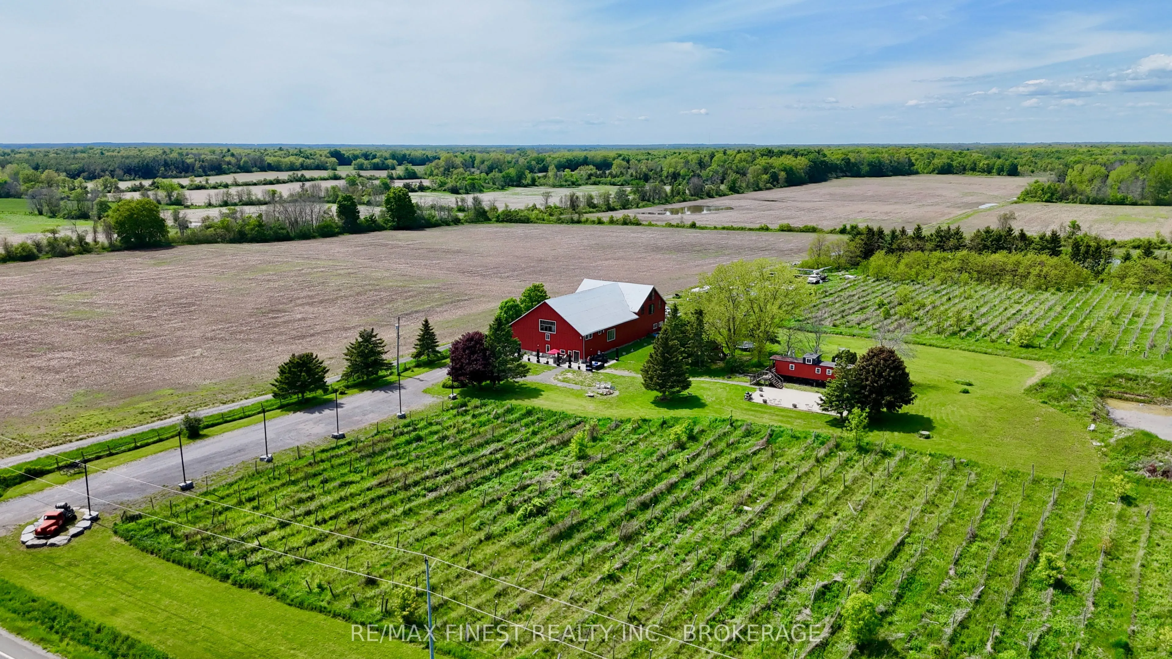 9261 Highway 33
