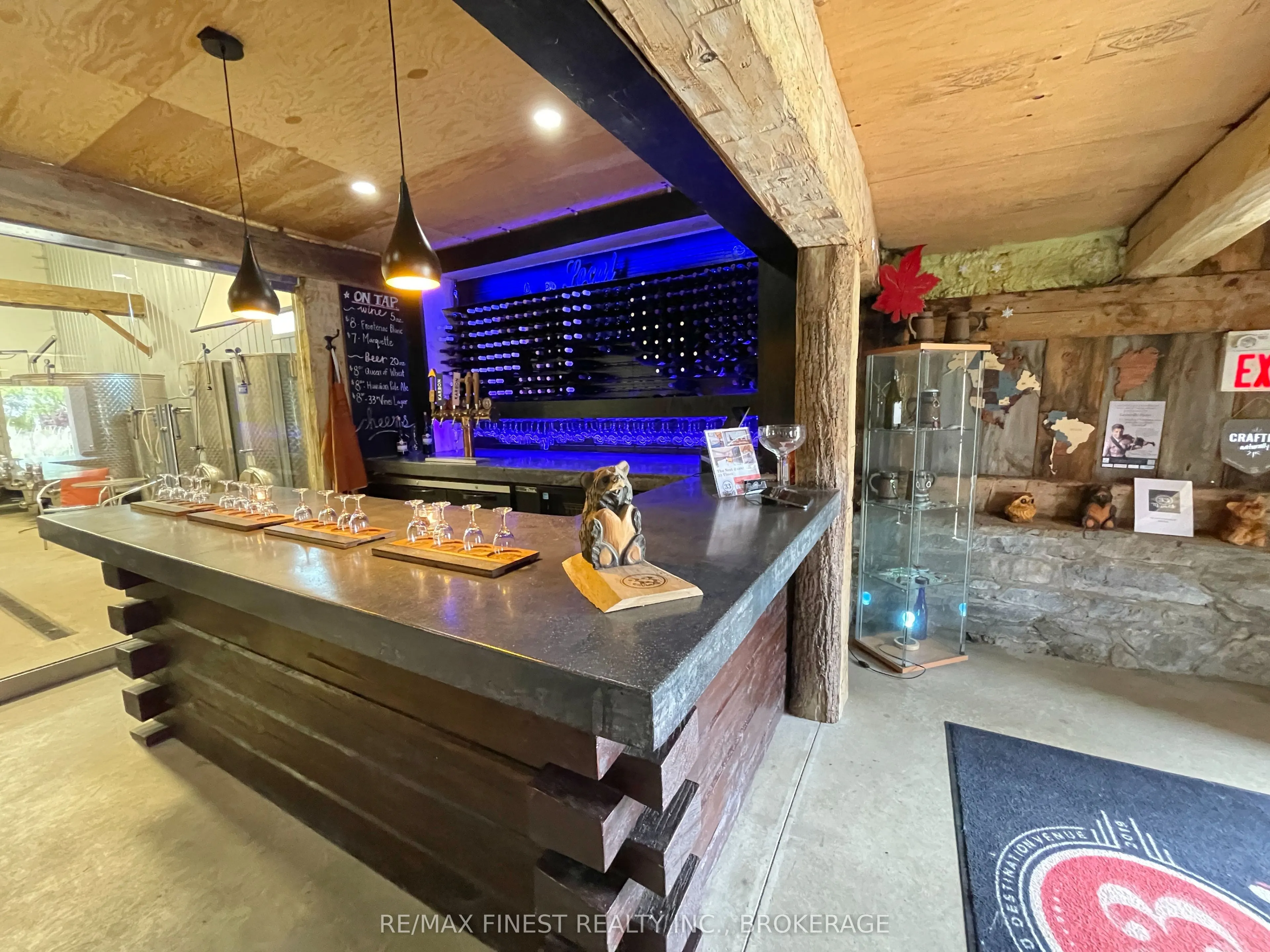 9261 Highway 33