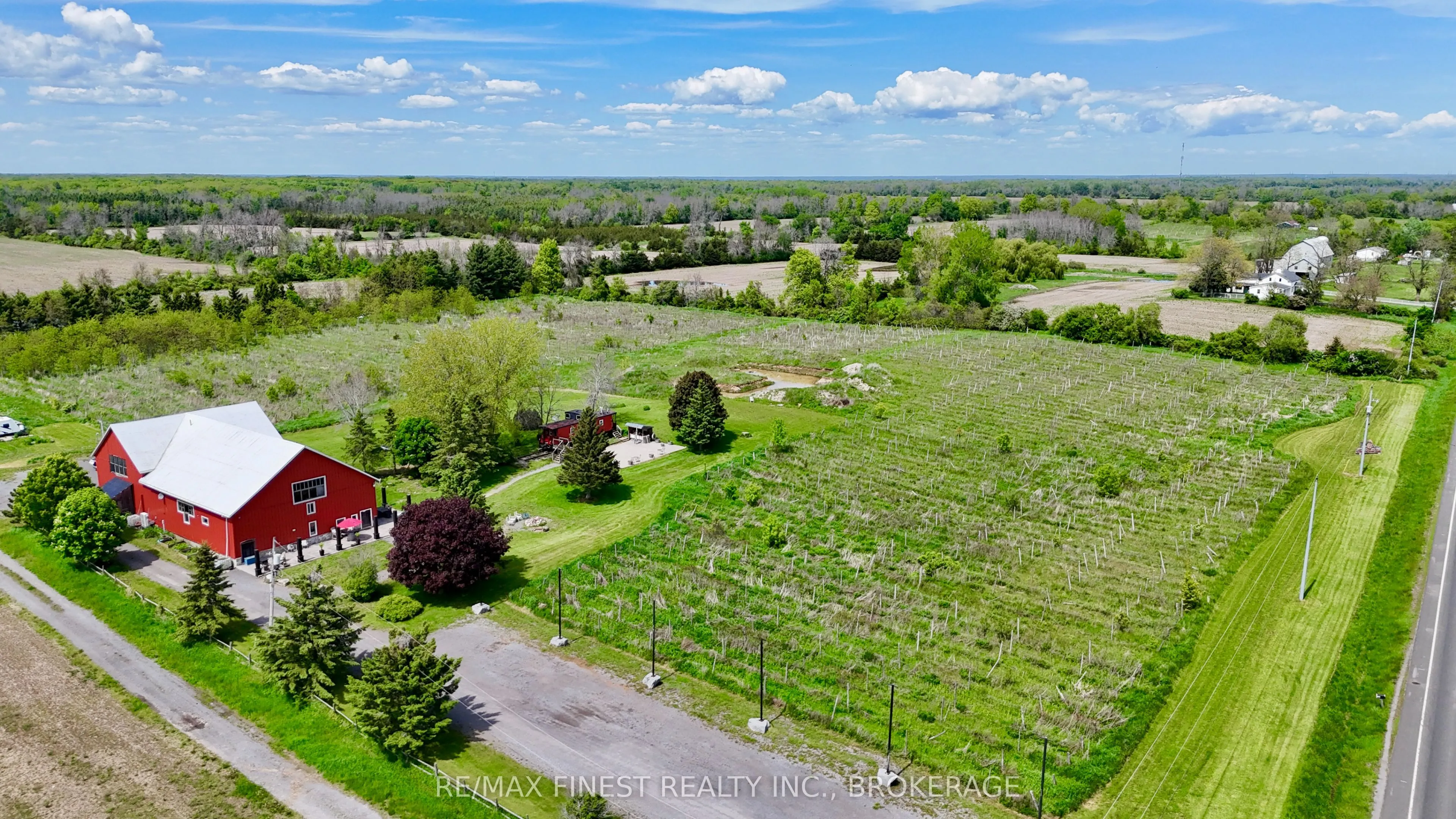 9261 Highway 33
