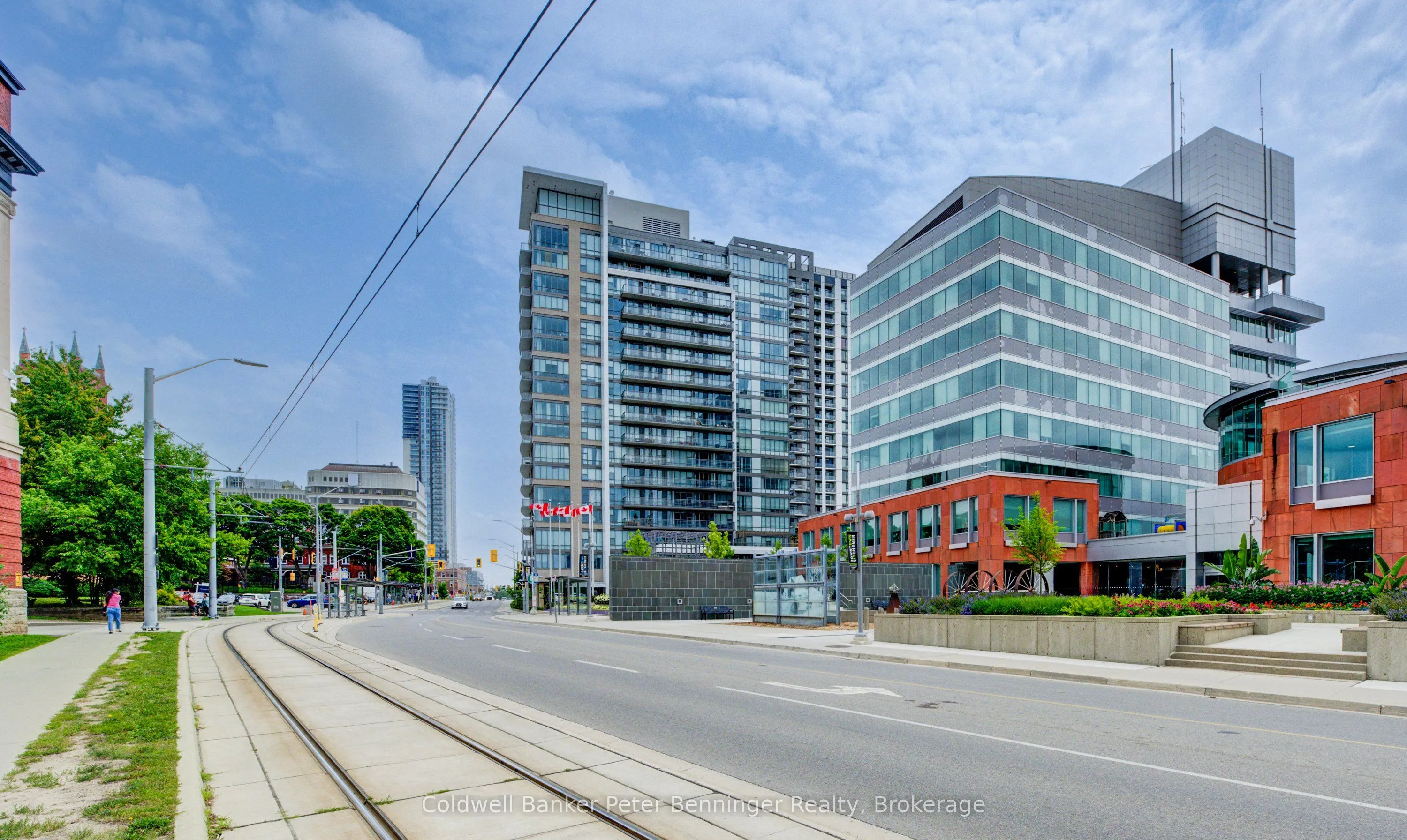 85 Duke Street W, #703