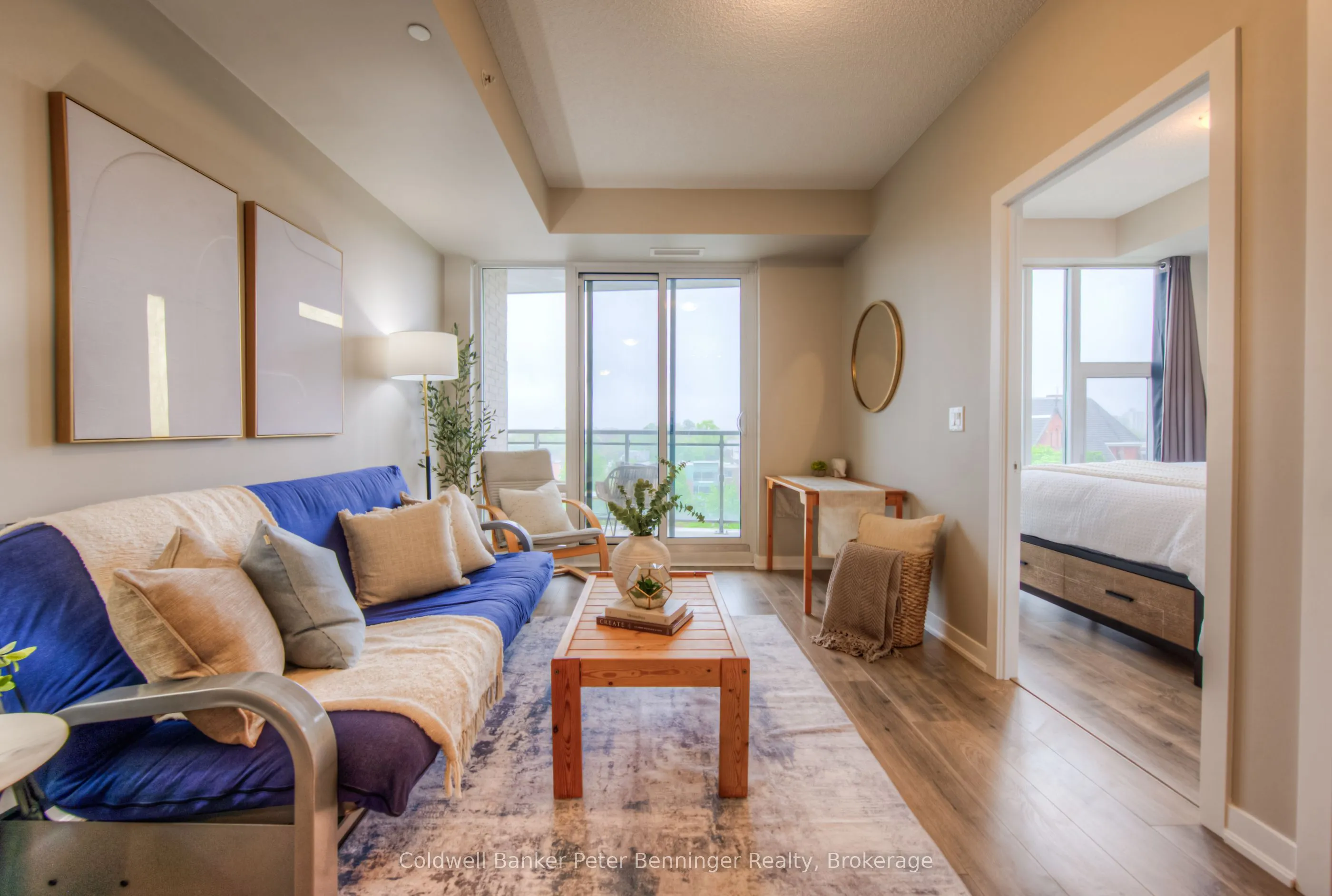 85 Duke Street W, #703