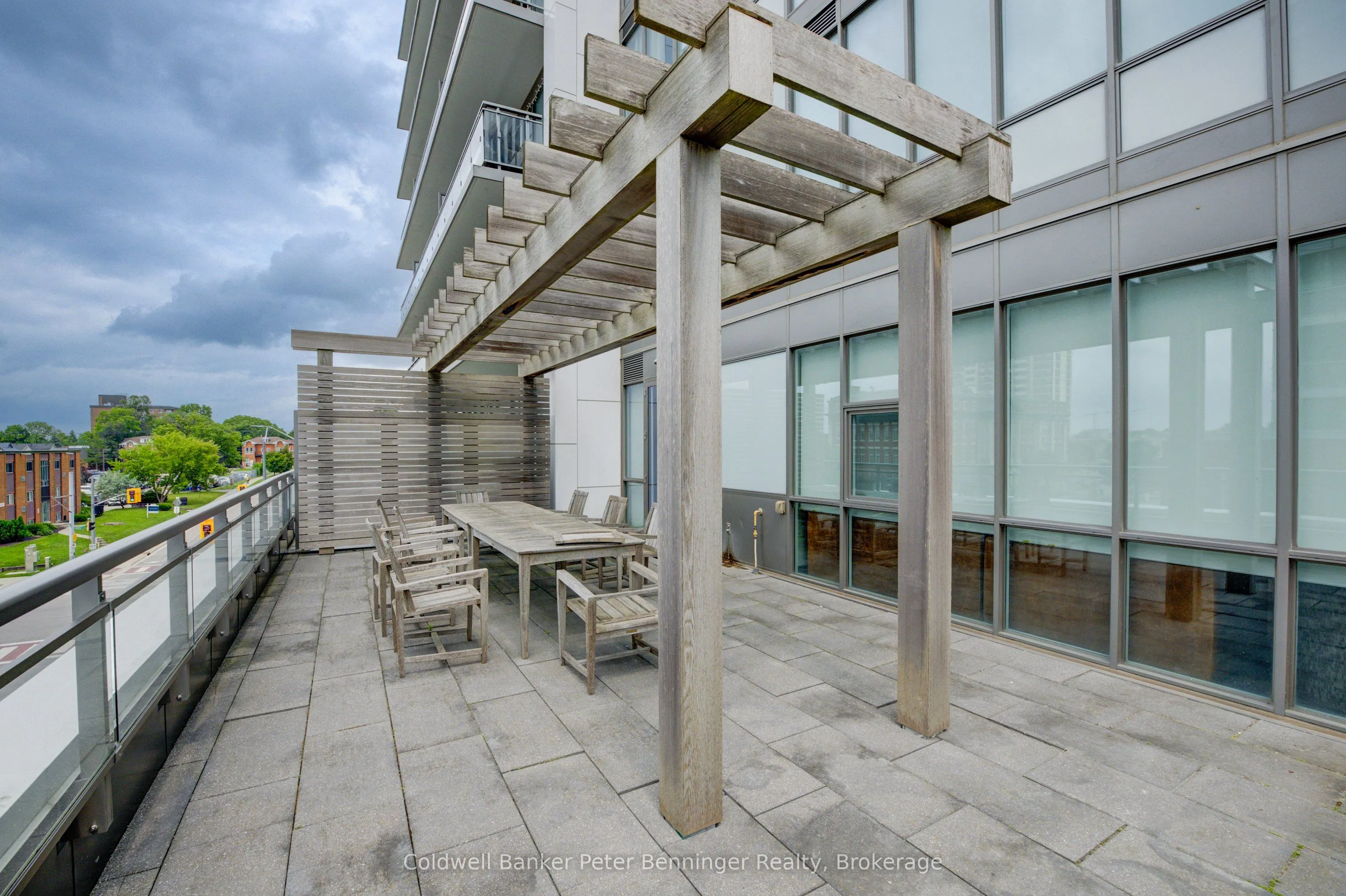85 Duke Street W, #703