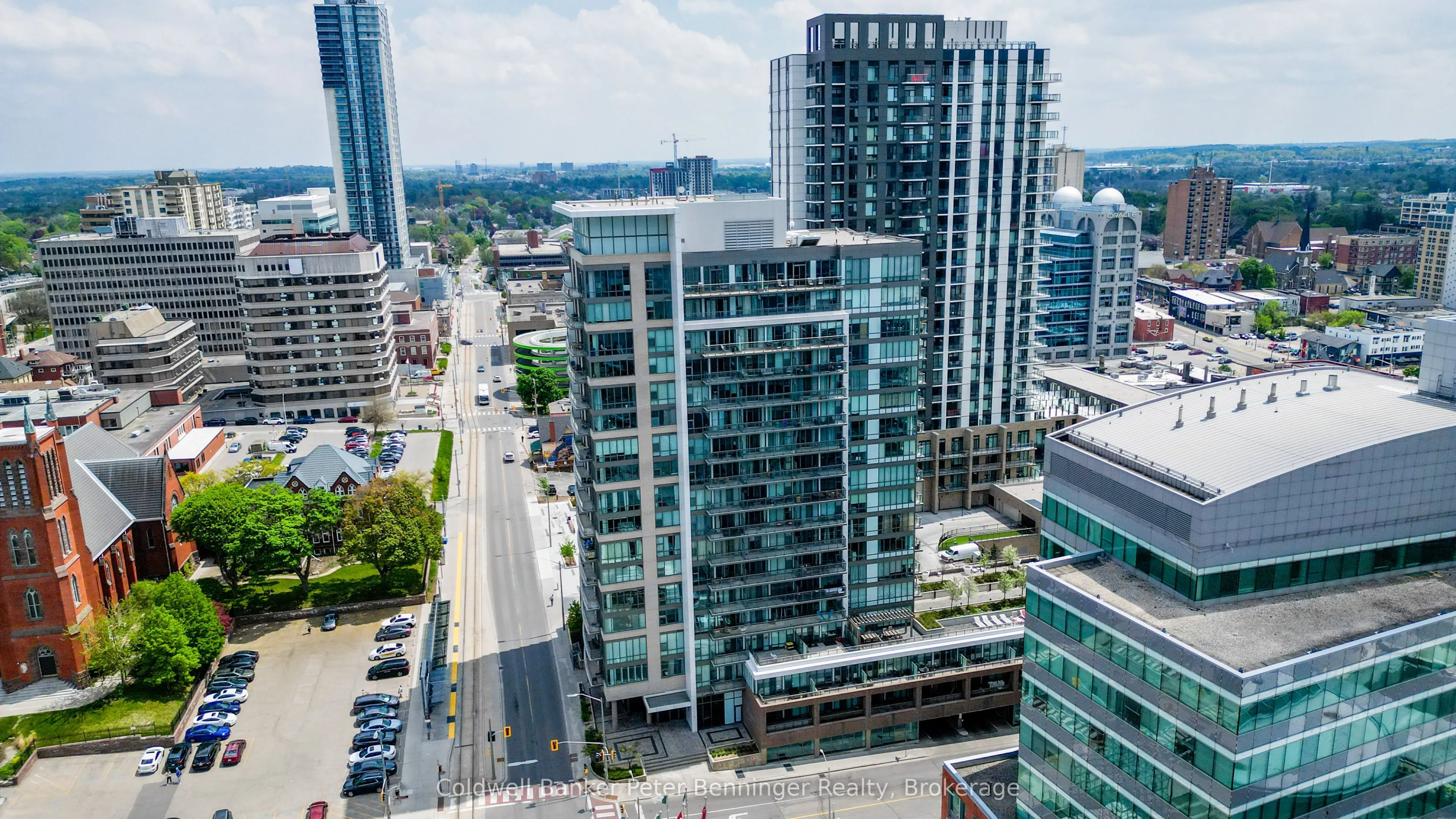 85 Duke Street W, #703