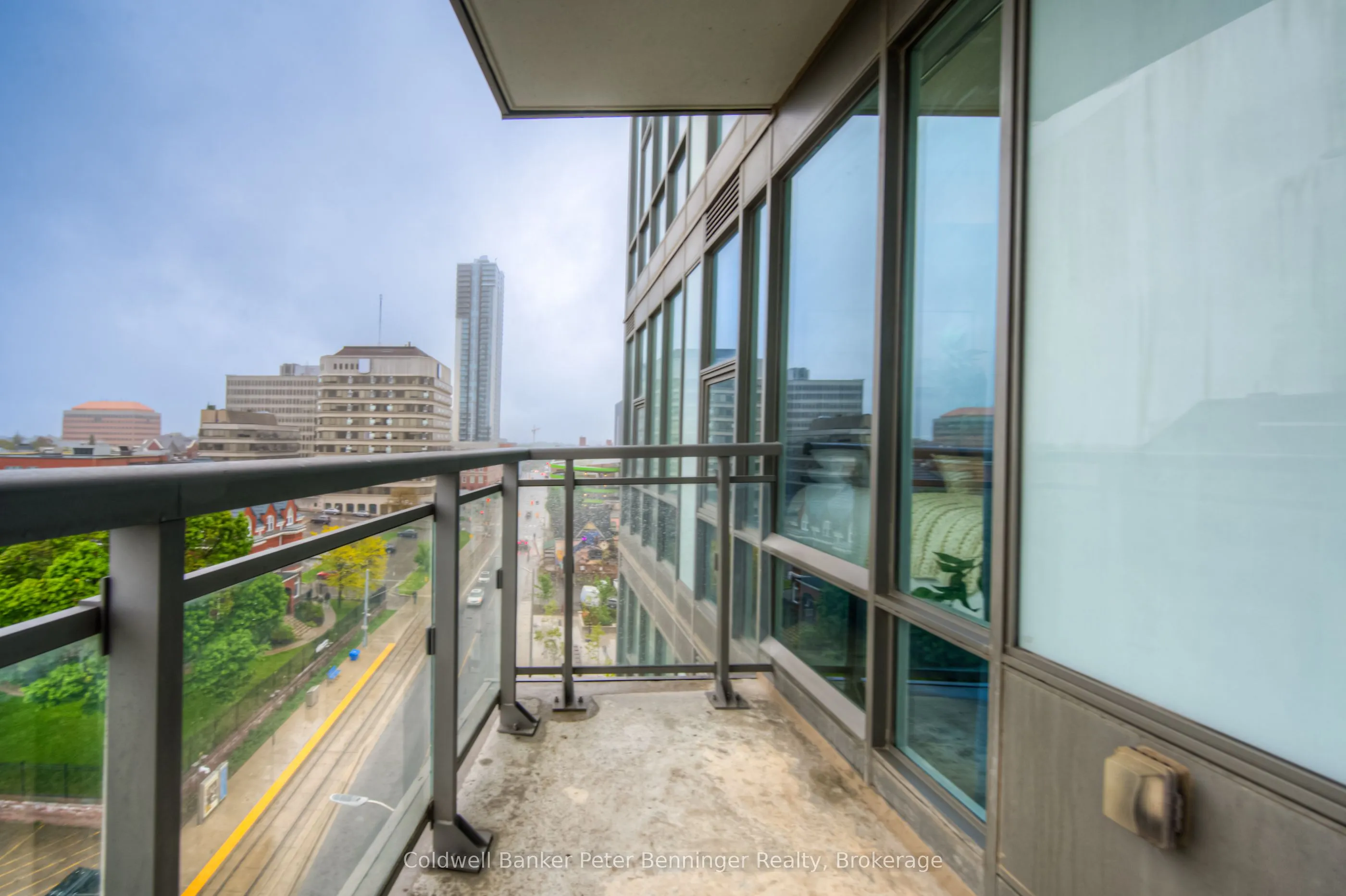 85 Duke Street W, #703
