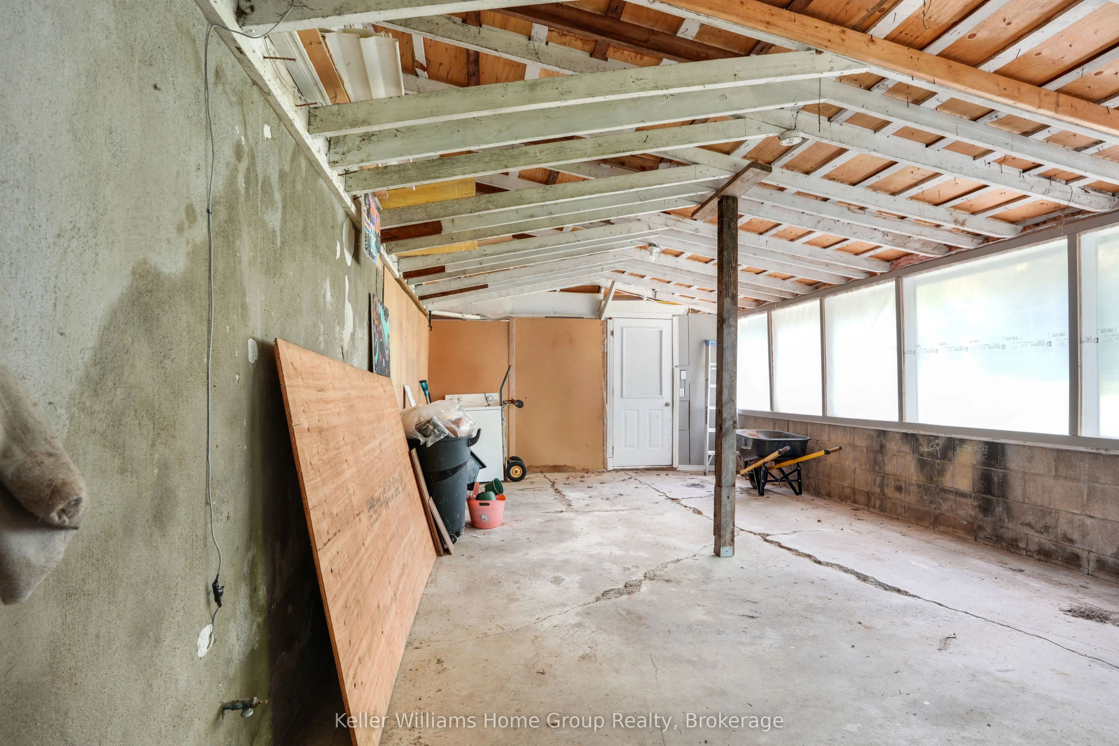 311 CHEMAUSHGON Road