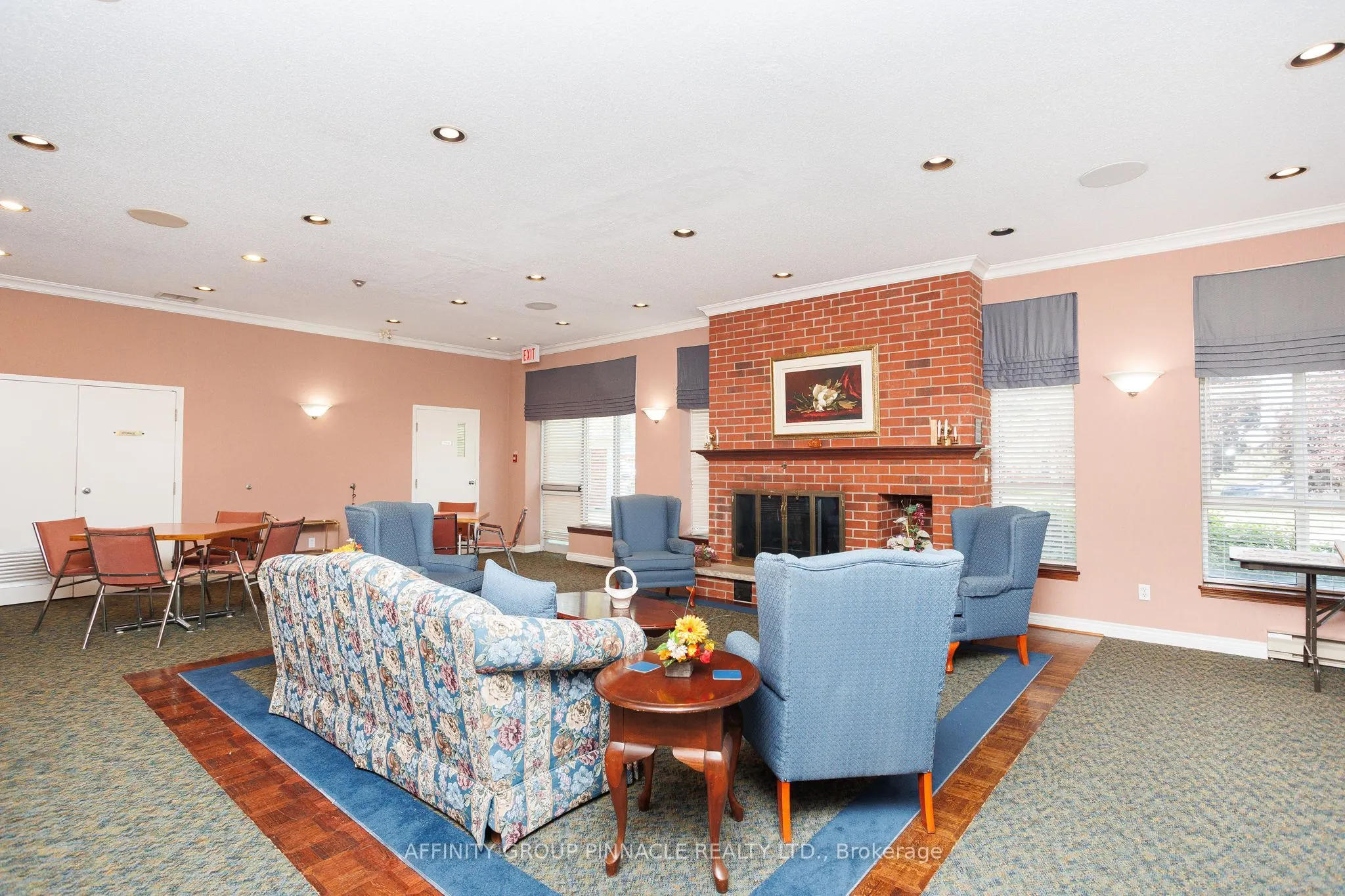 4 Heritage Way, #203