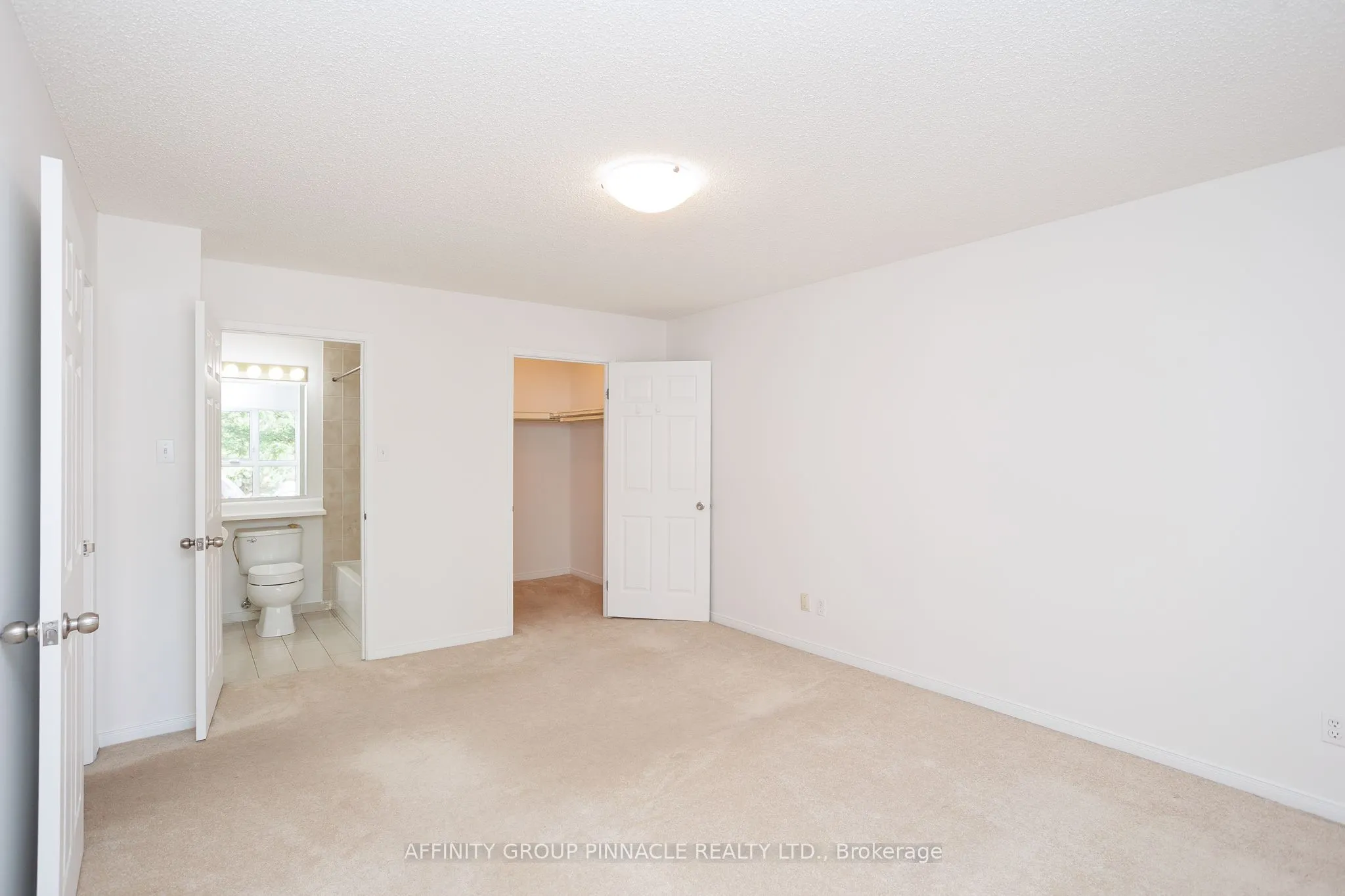 4 Heritage Way, #203
