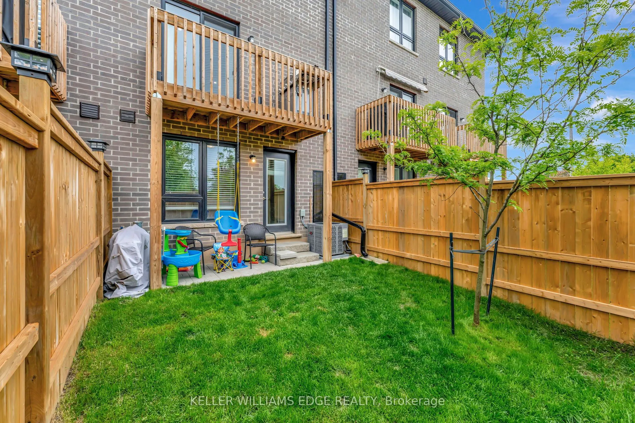 720 Grey Street #32