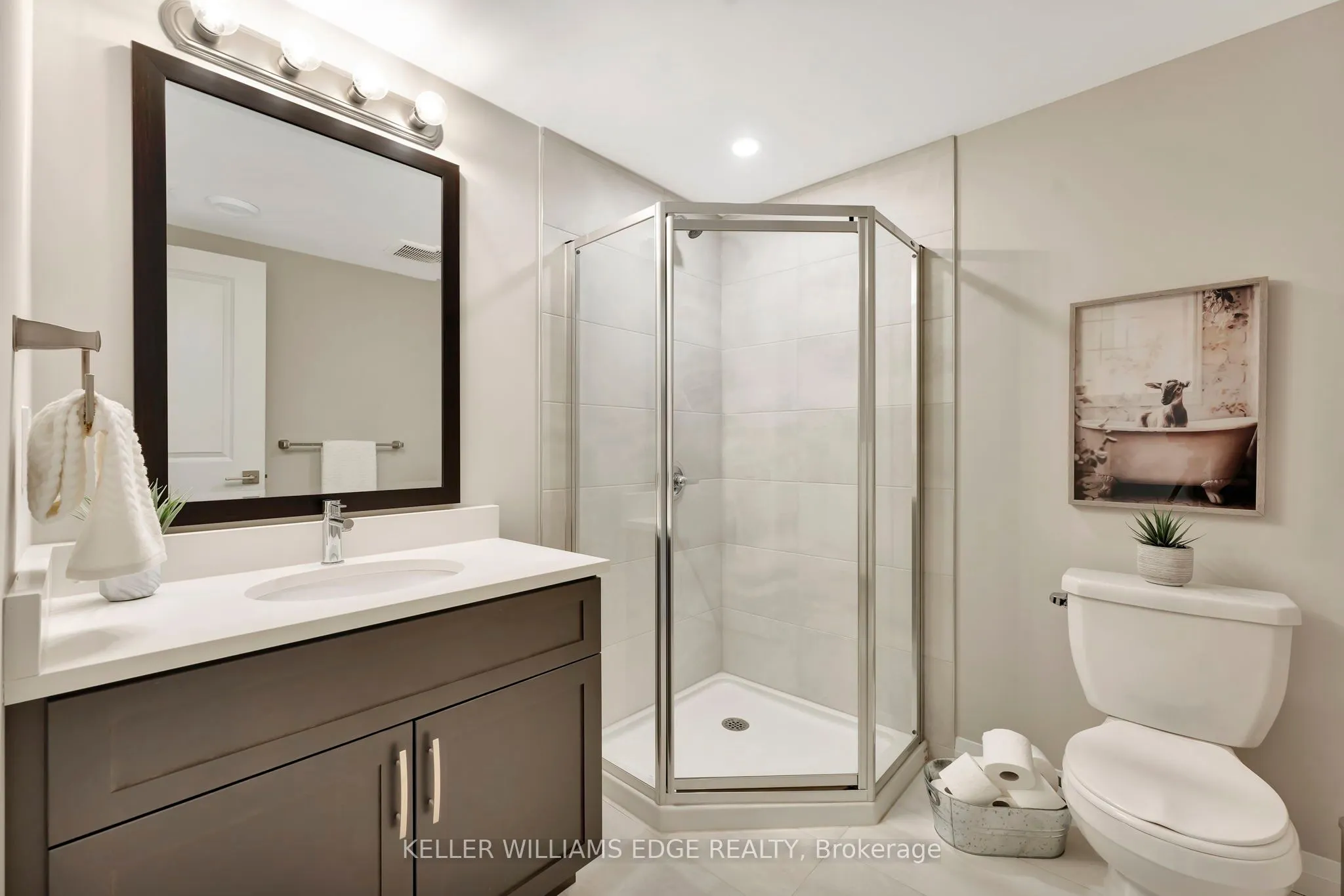 720 Grey Street #32