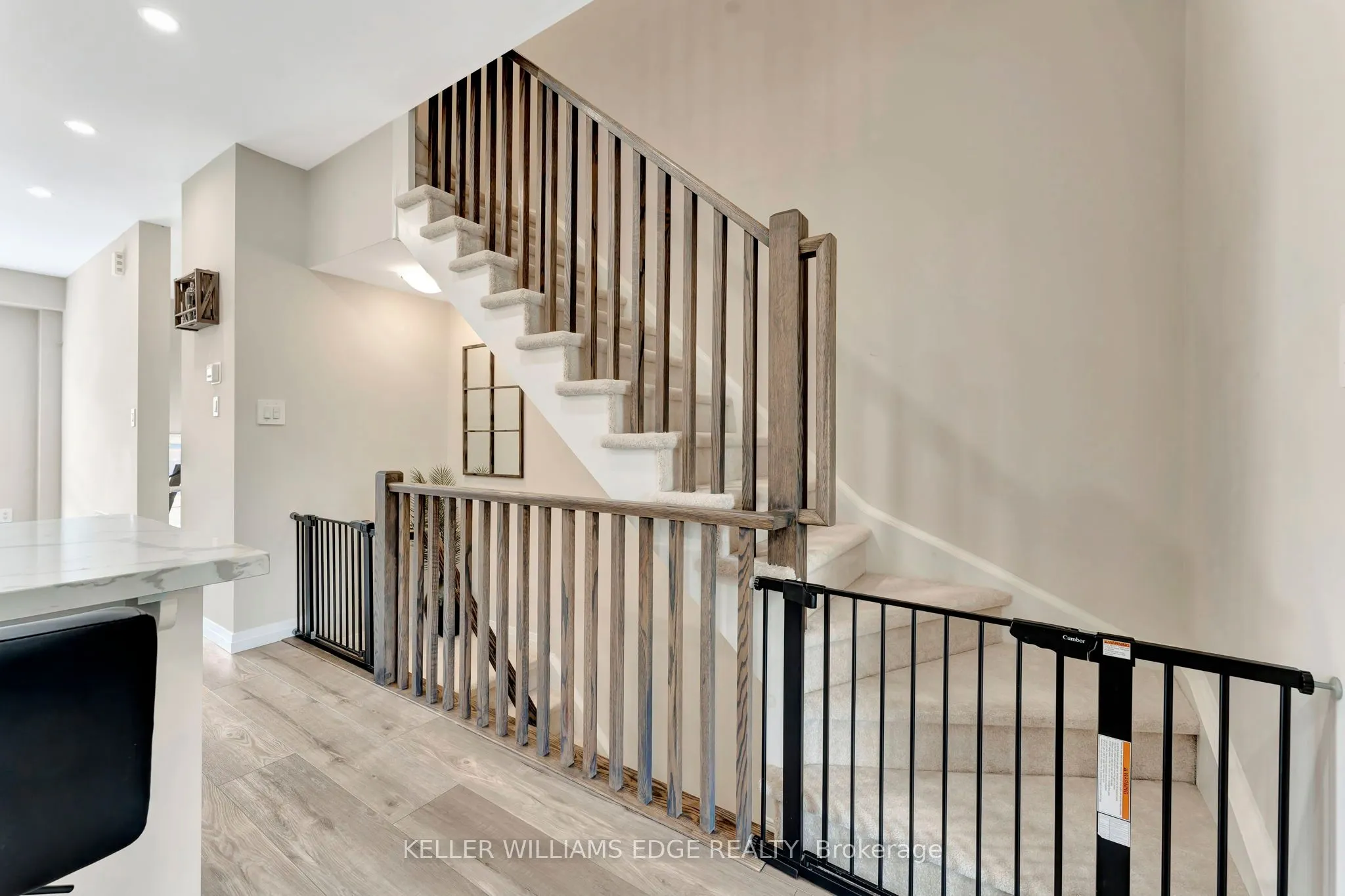 720 Grey Street #32