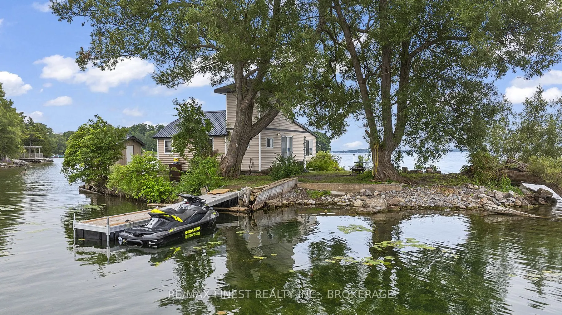 1A Island Bateau