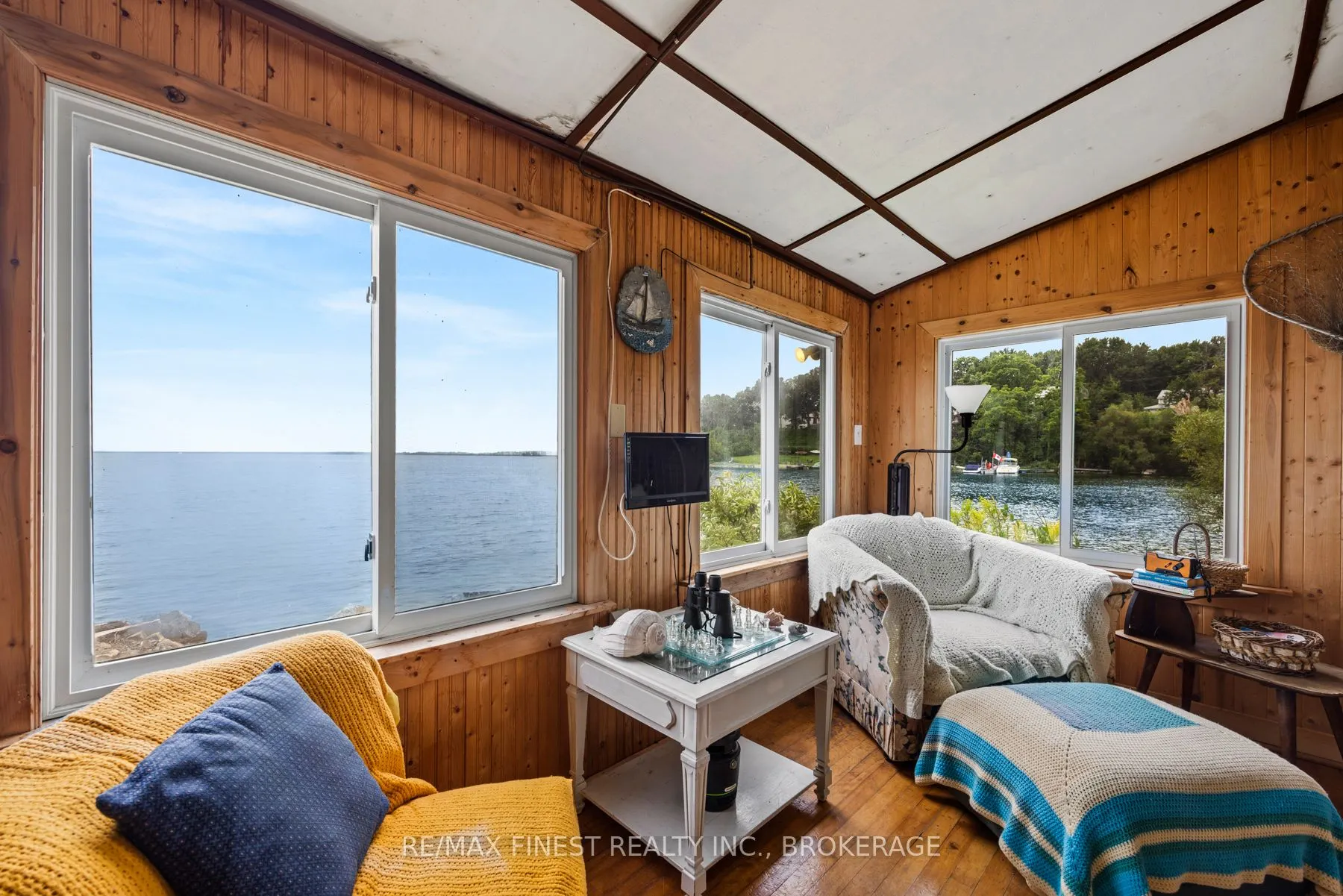 1A Island Bateau