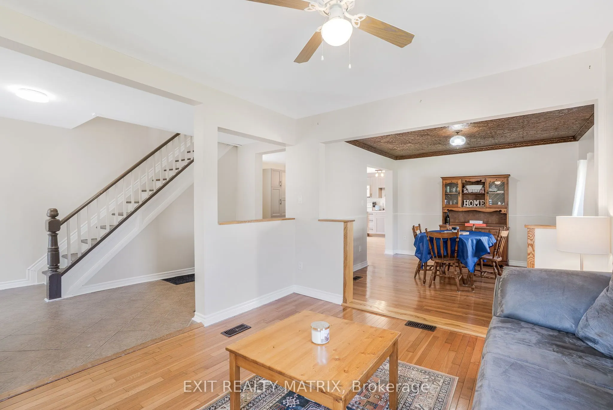 32 Cockburn Street