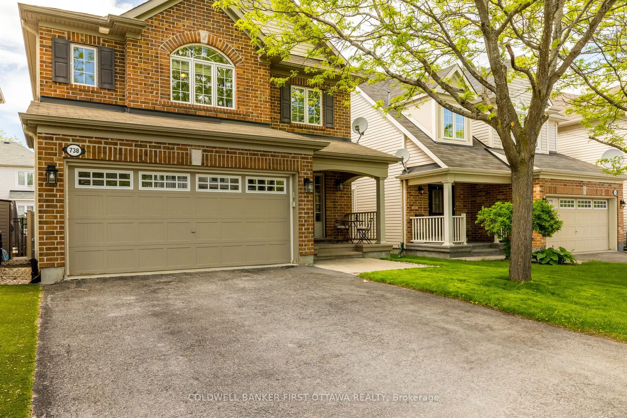 738 TRAMONTANA Place