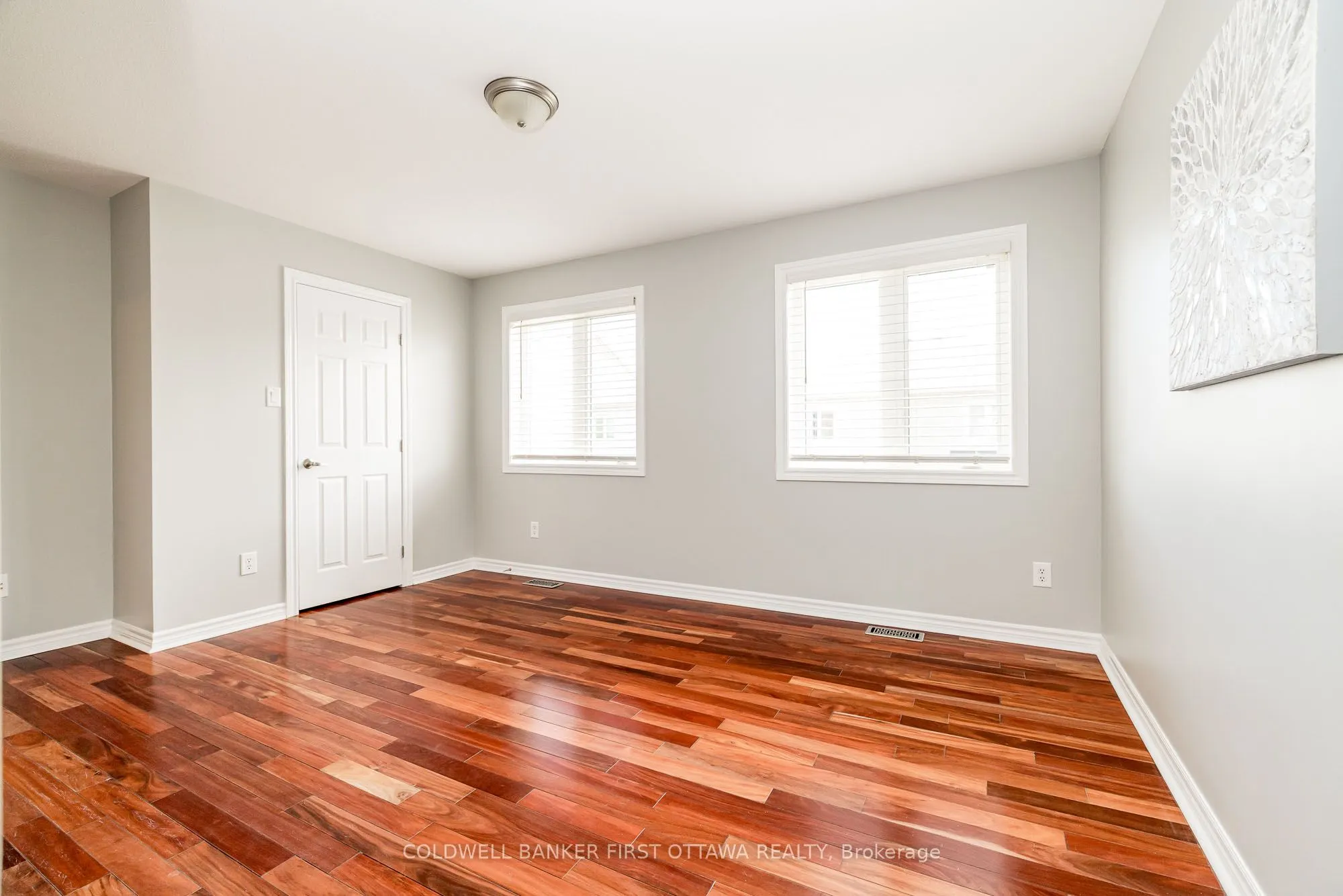 738 TRAMONTANA Place